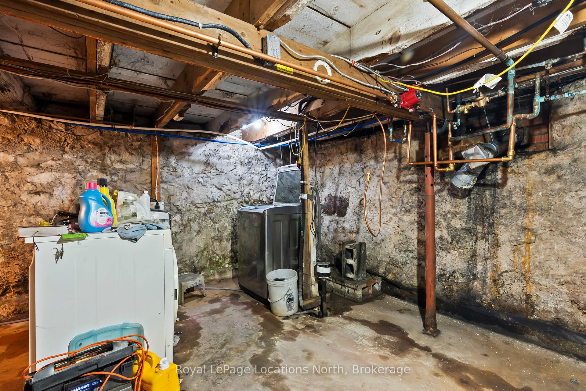 Photo 20 of 580296 Sideroad 60, Chatsworth — HOMEH