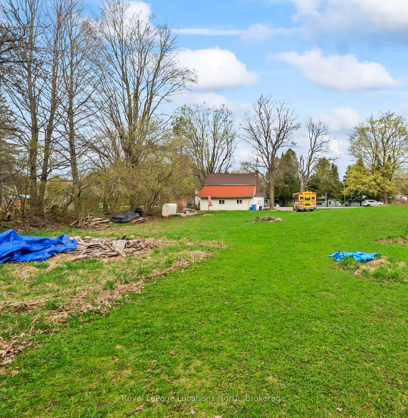 Photo 25 of 580296 Sideroad 60, Chatsworth — HOMEH