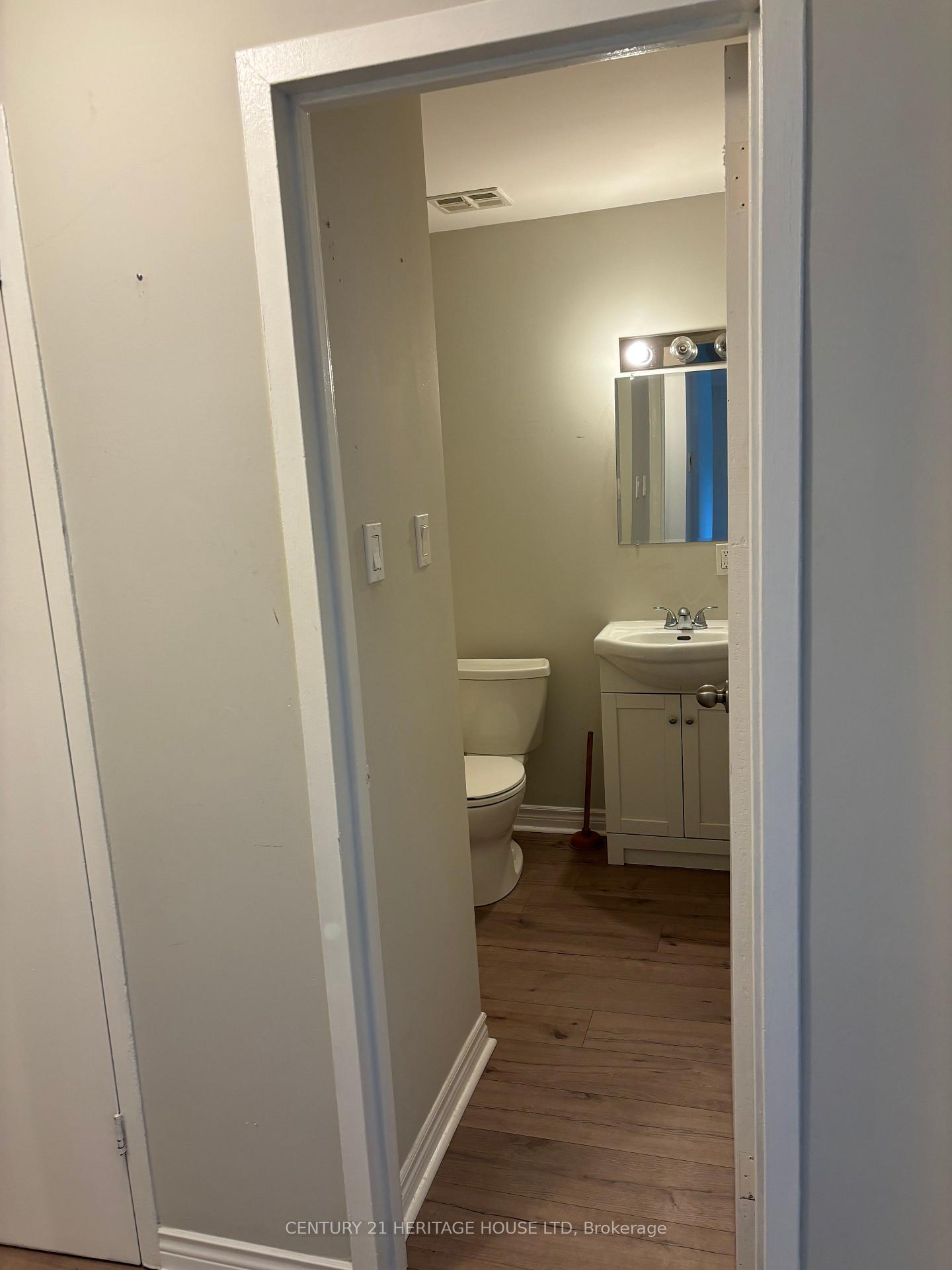 Photo 7 of Unit 304, 31 Parkside Drive, St. Thomas — HOMEH