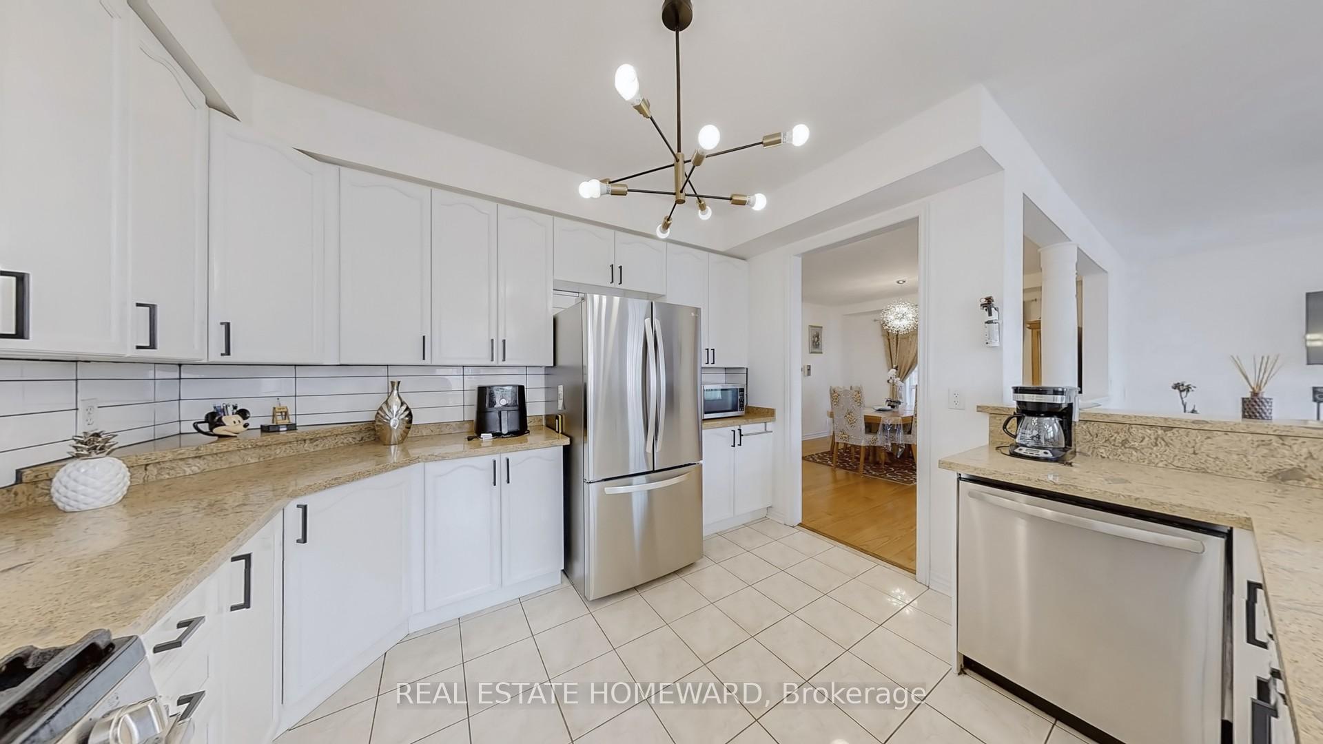Photo 10 of 23 Pathmaster Road, Brampton, Bram East — HOMEH