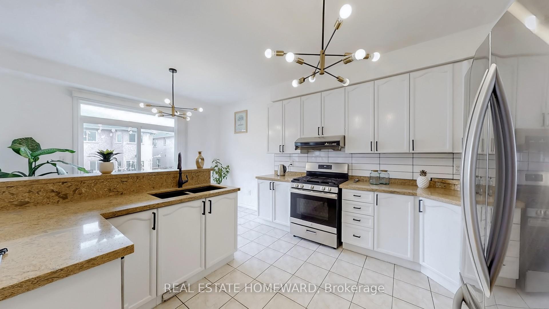 Photo 13 of 23 Pathmaster Road, Brampton, Bram East — HOMEH
