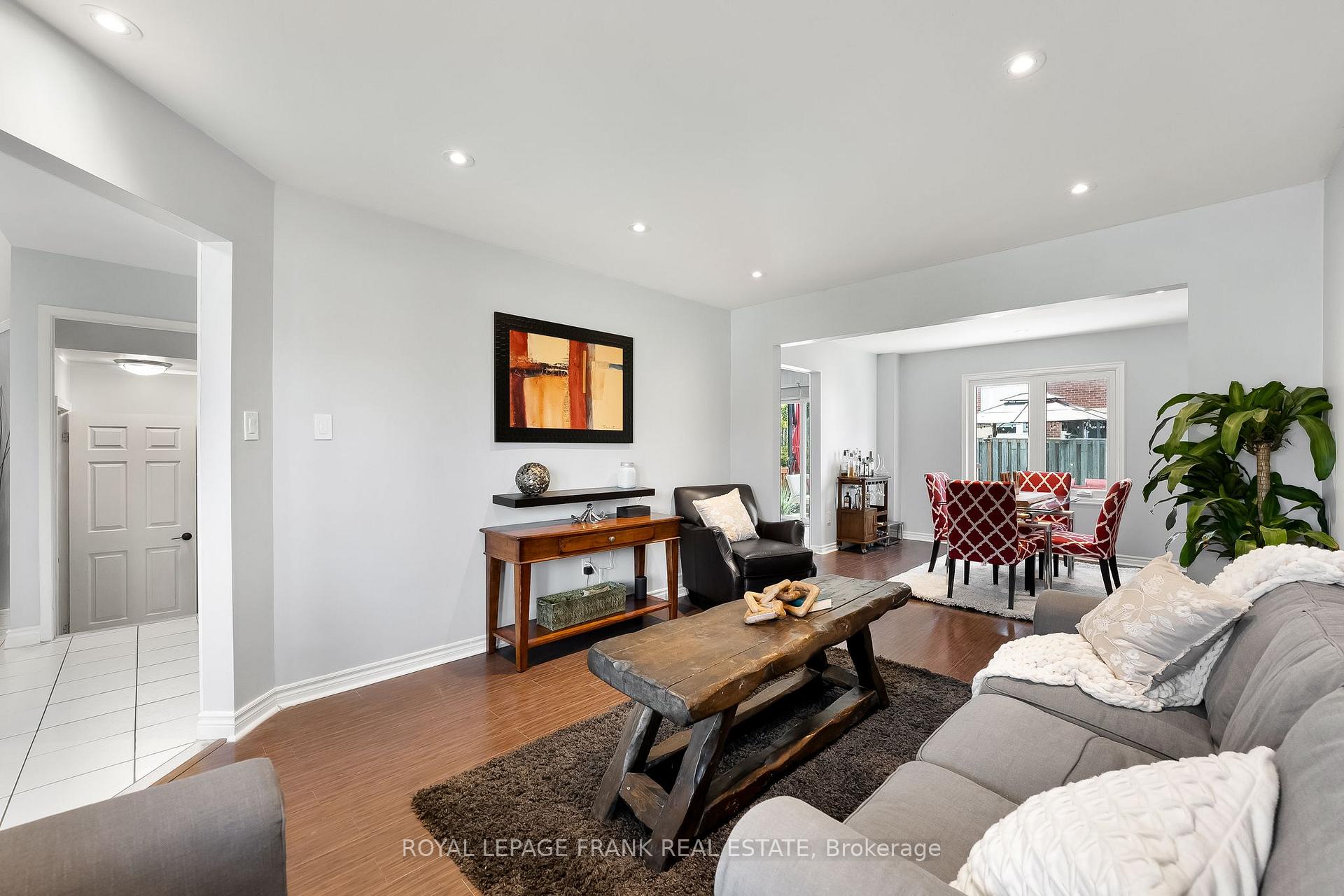 Photo 10 of 110 Tipton Crescent, Ajax, Central West — HOMEH