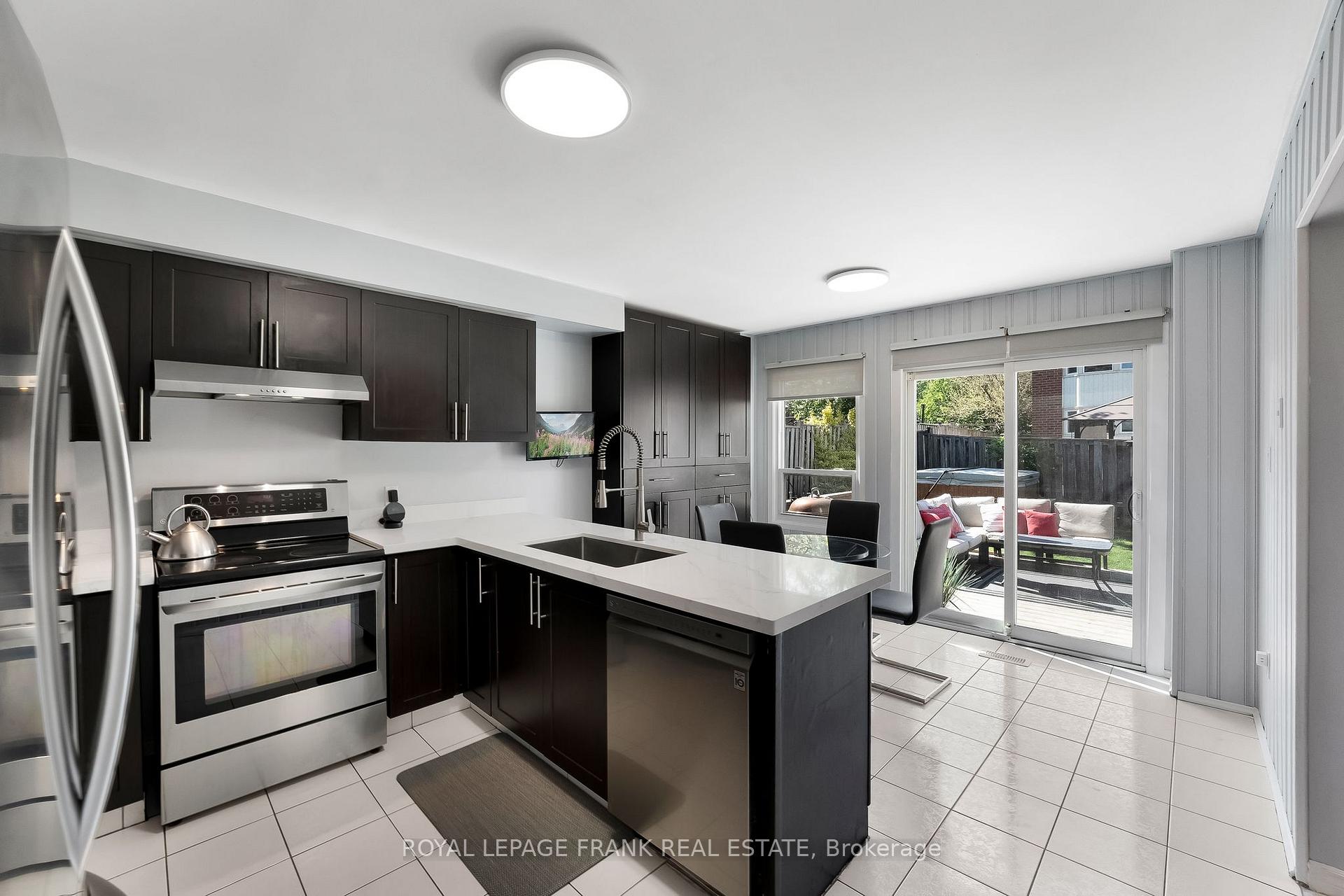 Photo 21 of 110 Tipton Crescent, Ajax, Central West — HOMEH