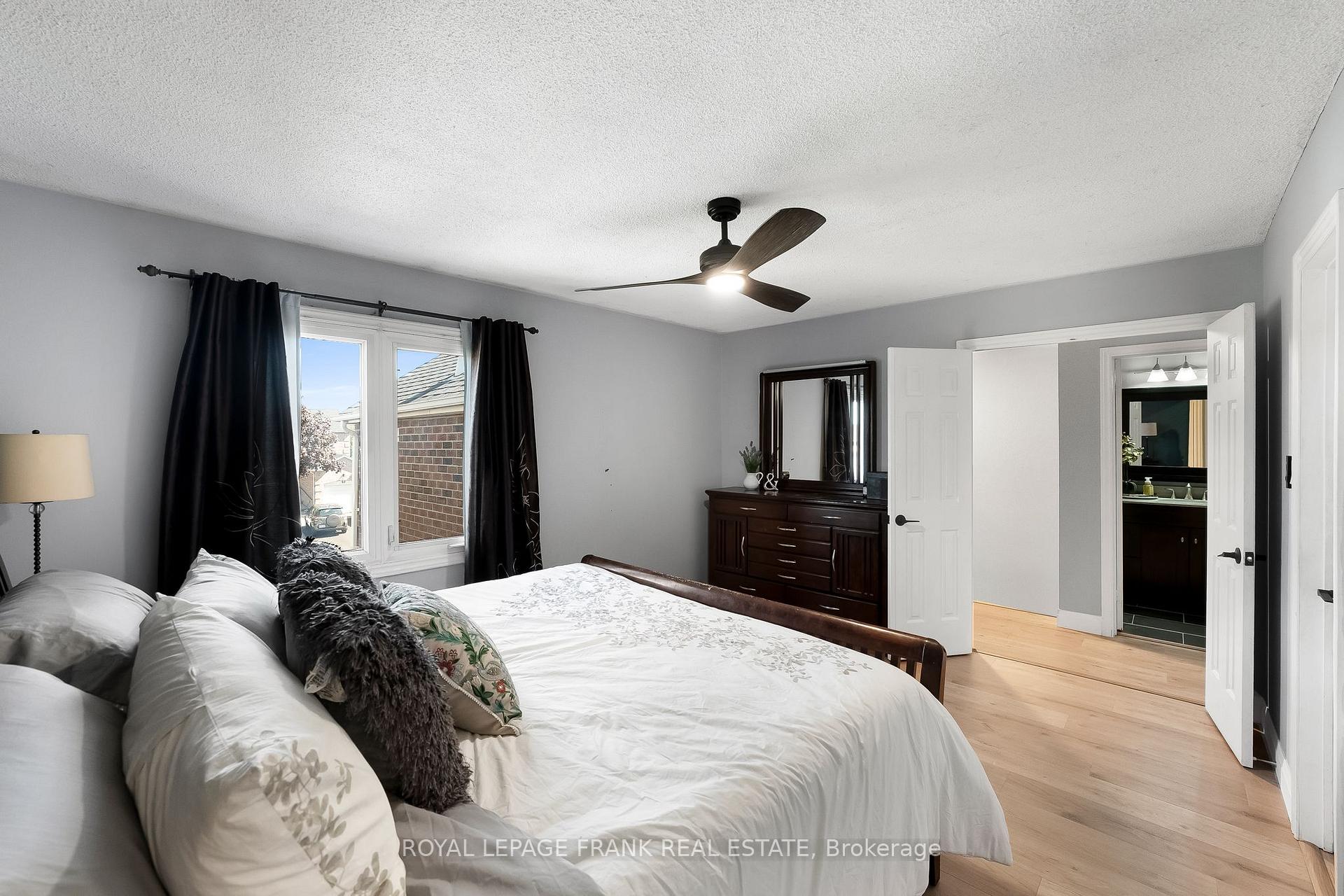 Photo 25 of 110 Tipton Crescent, Ajax, Central West — HOMEH