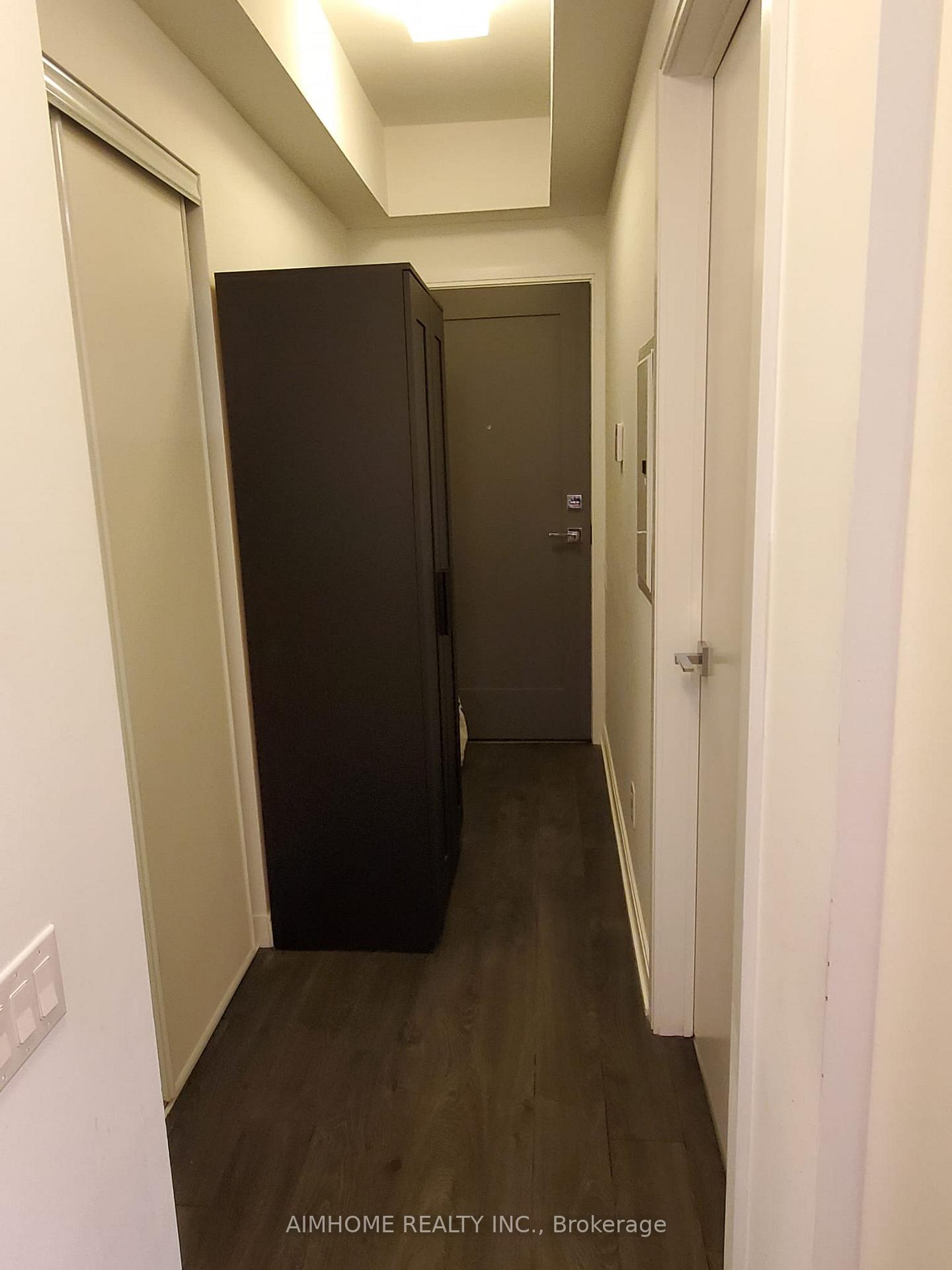 Photo 5 of Unit 2003, 42 Charles Street E, Toronto, Church-Yonge Corridor — HOMEH