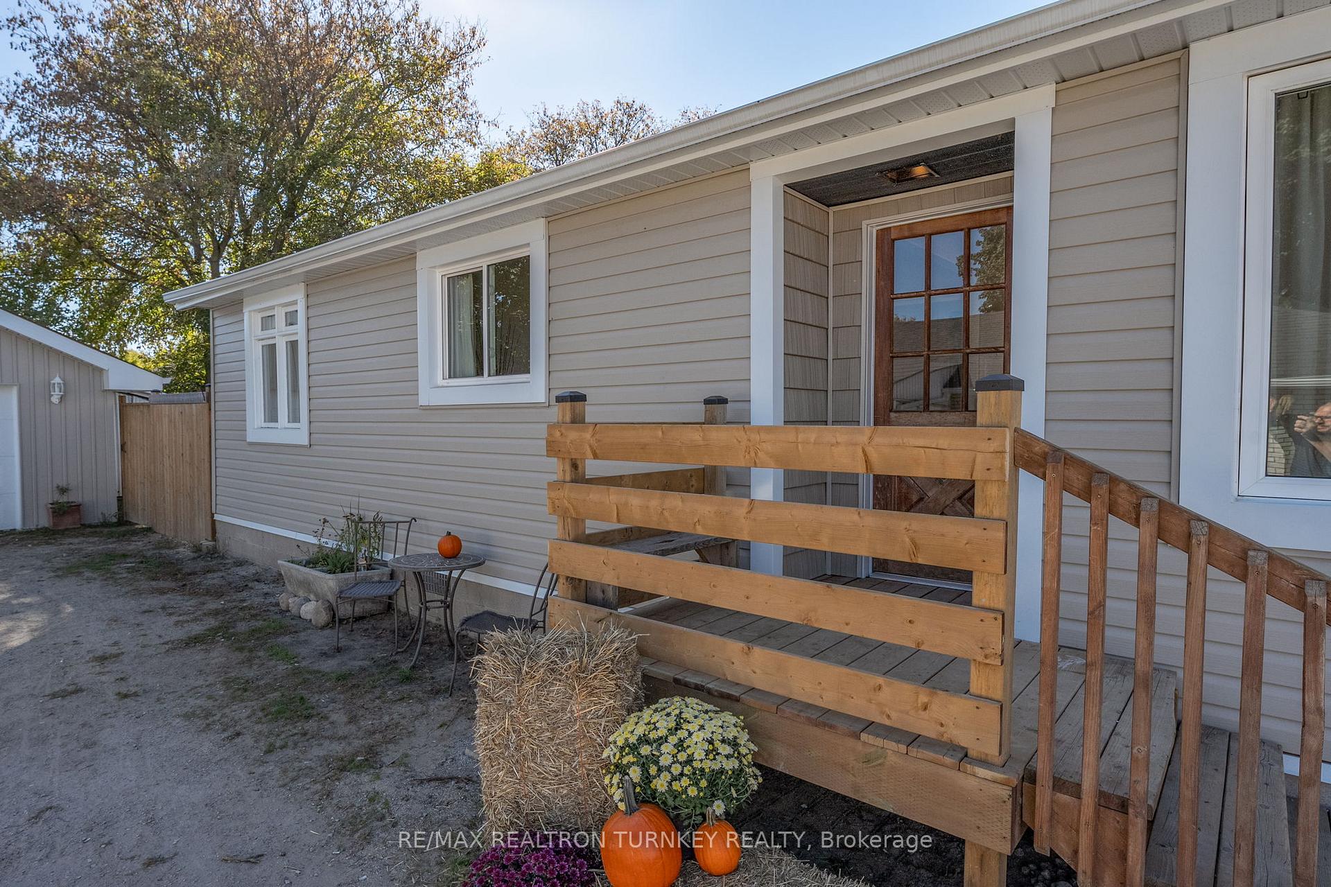 Photo 18 of 86 Simcoe Street, Essa, Angus — HOMEH