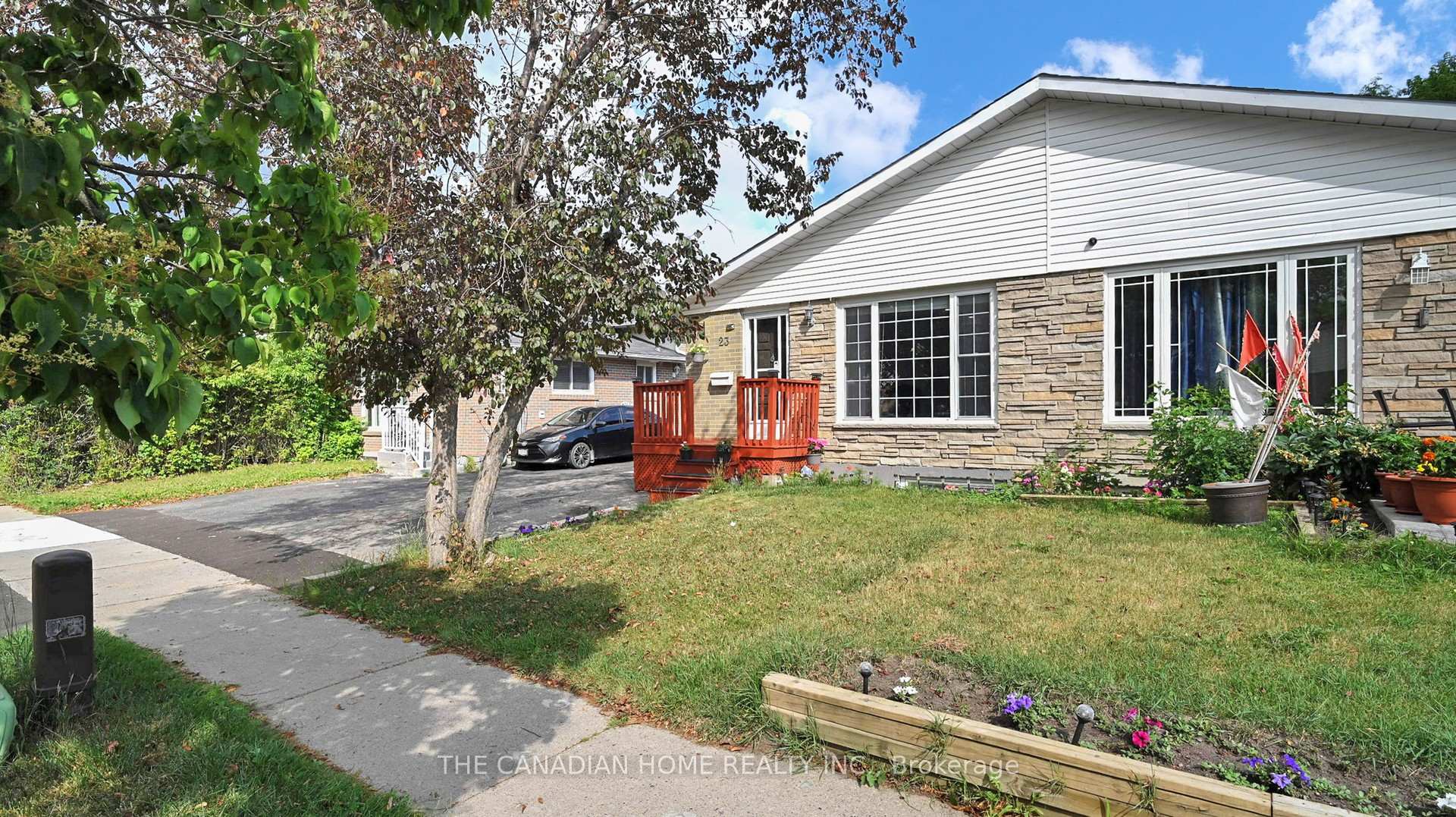 Photo 3 of 23 Crawford Drive, Brampton, Madoc — HOMEH
