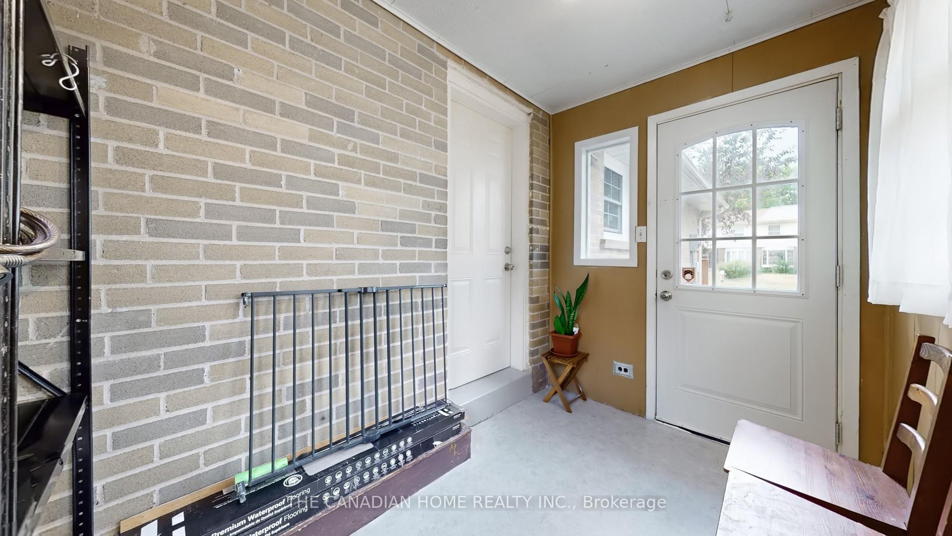 Photo 5 of 23 Crawford Drive, Brampton, Madoc — HOMEH