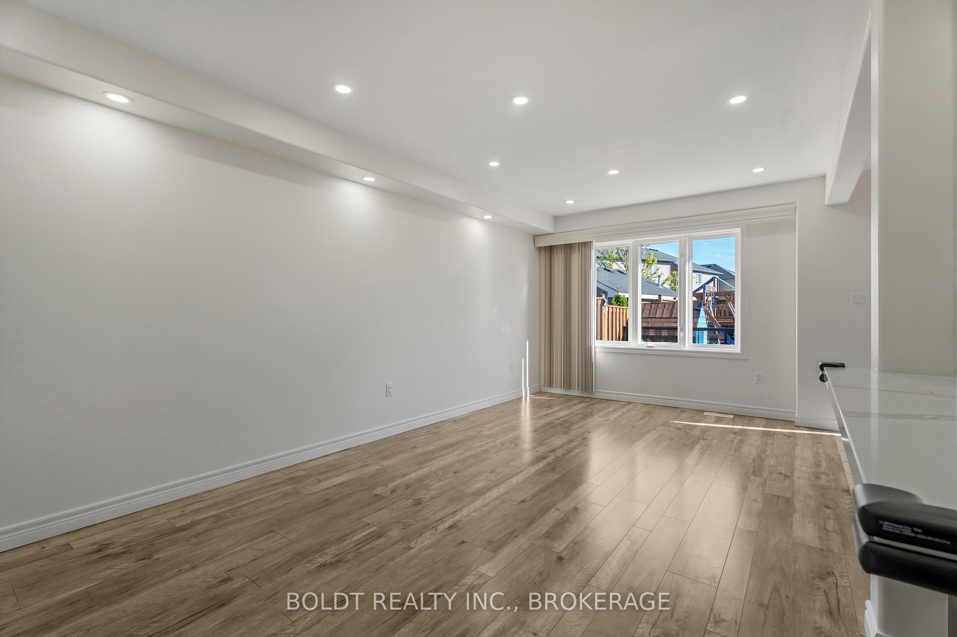 Photo 9 of 26 Dulgaren Street, Hamilton, Eleanor — HOMEH