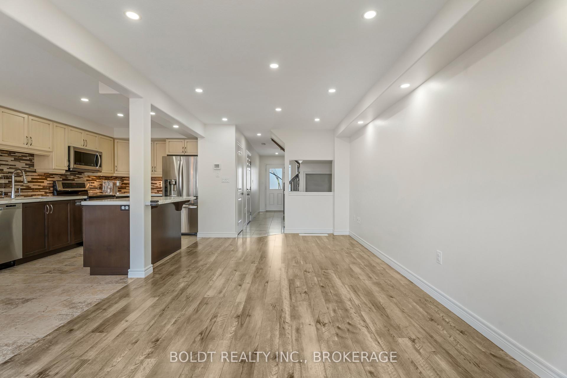 Photo 11 of 26 Dulgaren Street, Hamilton, Eleanor — HOMEH