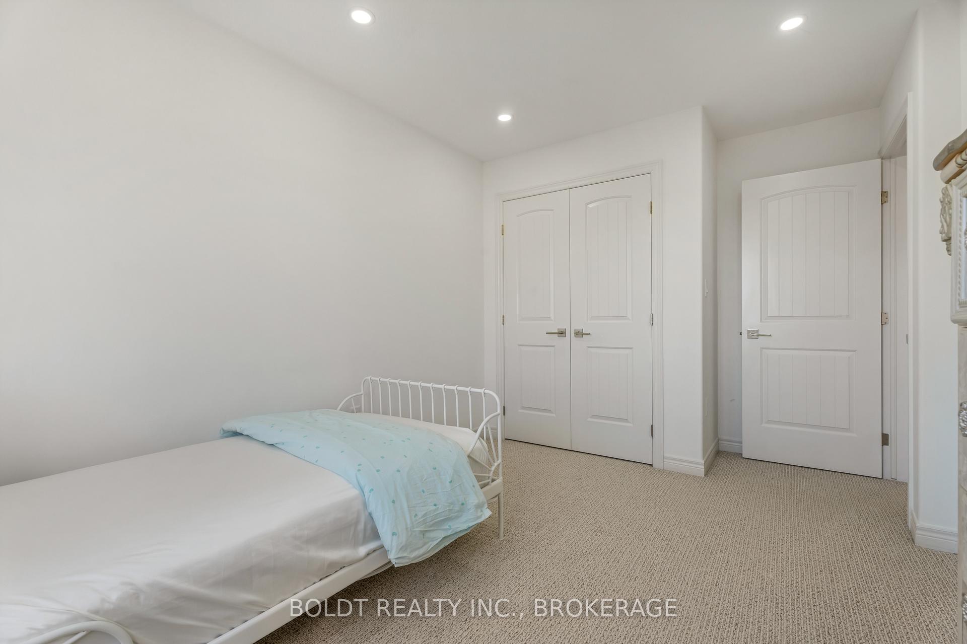 Photo 22 of 26 Dulgaren Street, Hamilton, Eleanor — HOMEH