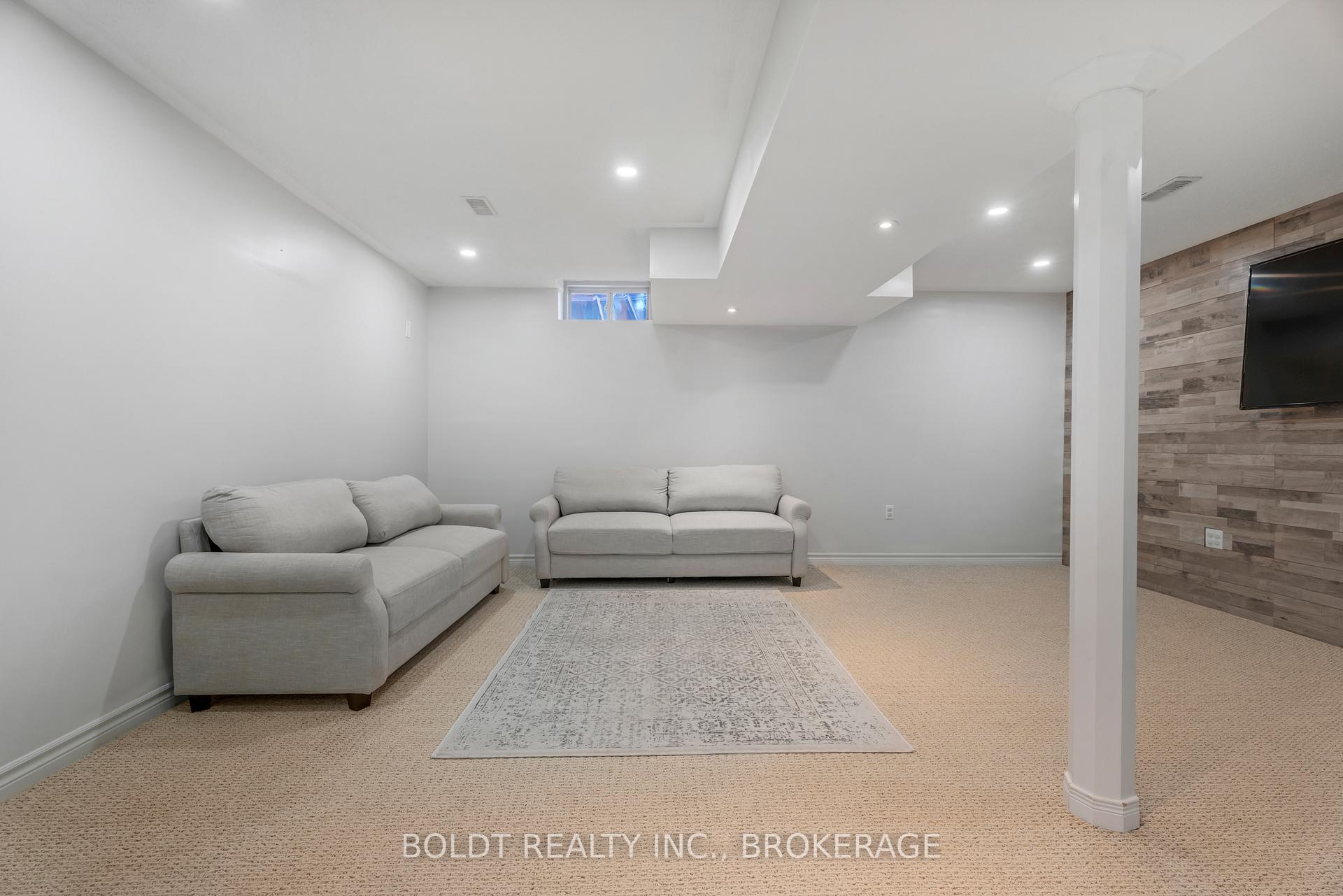 Photo 31 of 26 Dulgaren Street, Hamilton, Eleanor — HOMEH