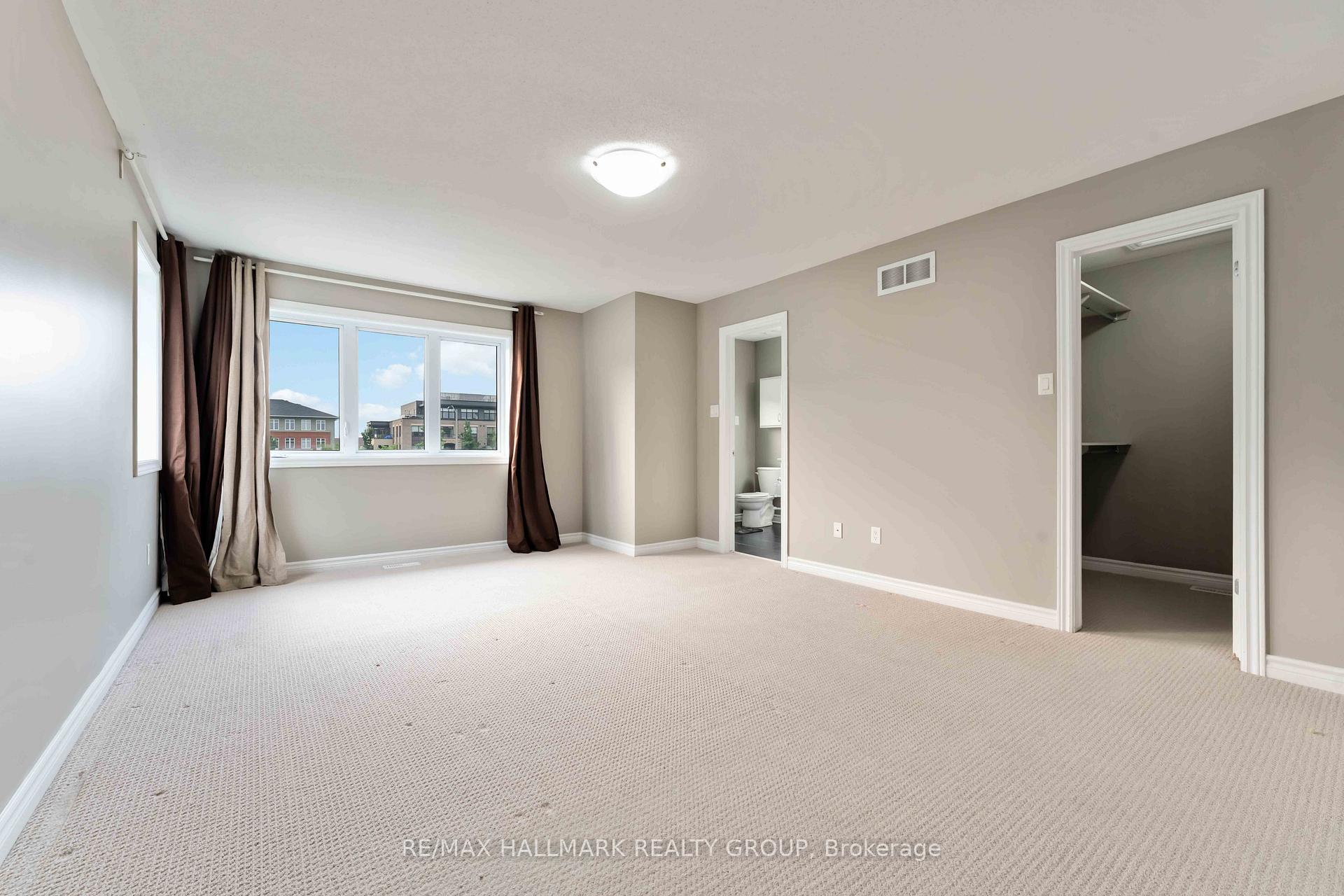 Photo 23 of 125 Mancini Way, Ottawa, Barrhaven - Strandherd — HOMEH