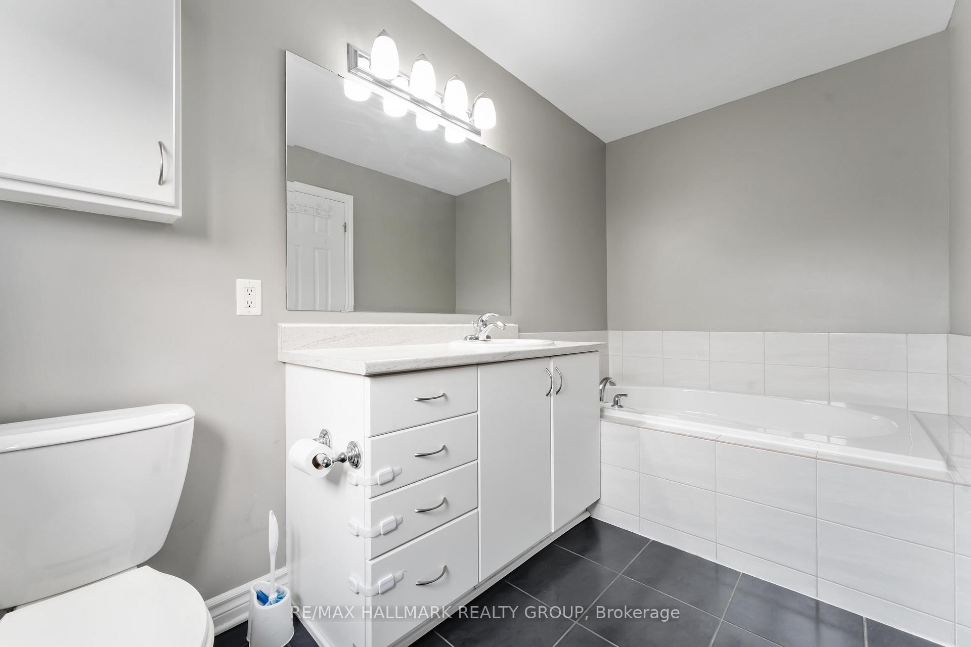 Photo 27 of 125 Mancini Way, Ottawa, Barrhaven - Strandherd — HOMEH