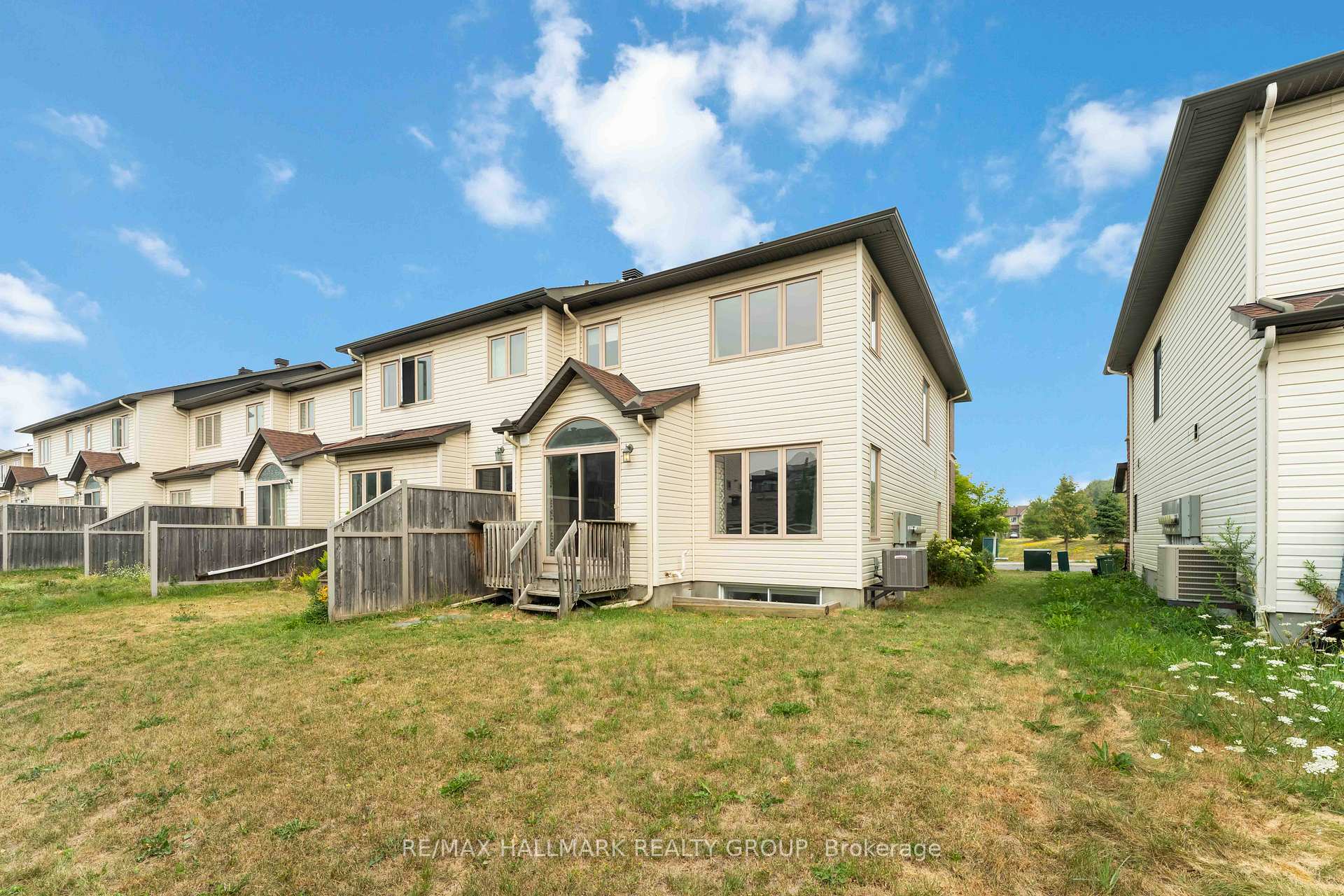 Photo 37 of 125 Mancini Way, Ottawa, Barrhaven - Strandherd — HOMEH