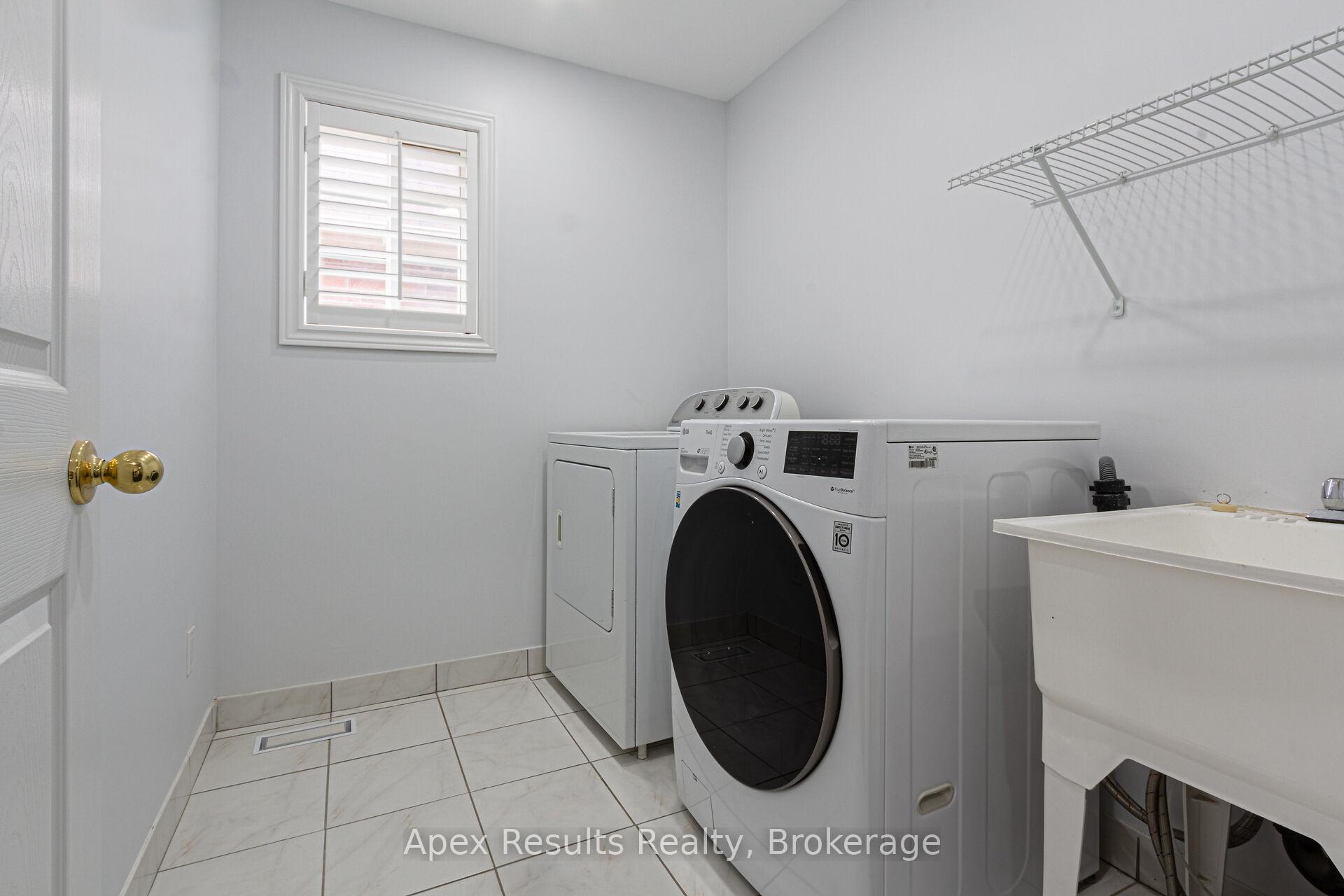 Photo 73 of 7 Connell Crescent, Hamilton, Kernighan — HOMEH