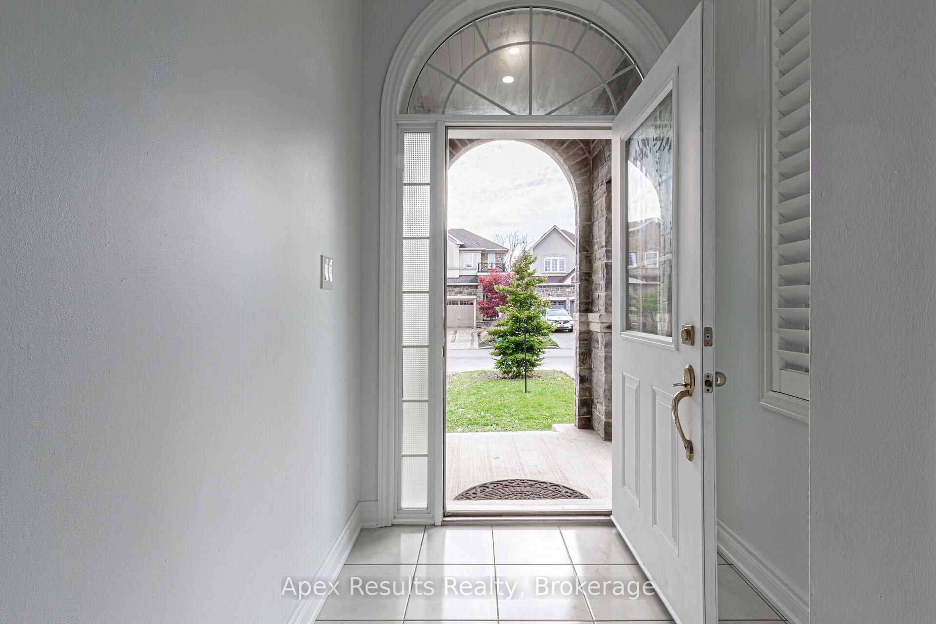 Photo 5 of 7 Connell Crescent, Hamilton, Kernighan — HOMEH