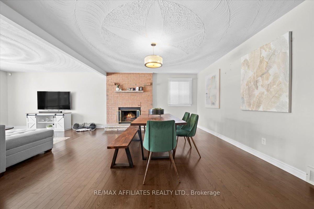 Photo 3 of 1819 Rosebella Avenue, Ottawa, Blossom Park/Leitrim — HOMEH