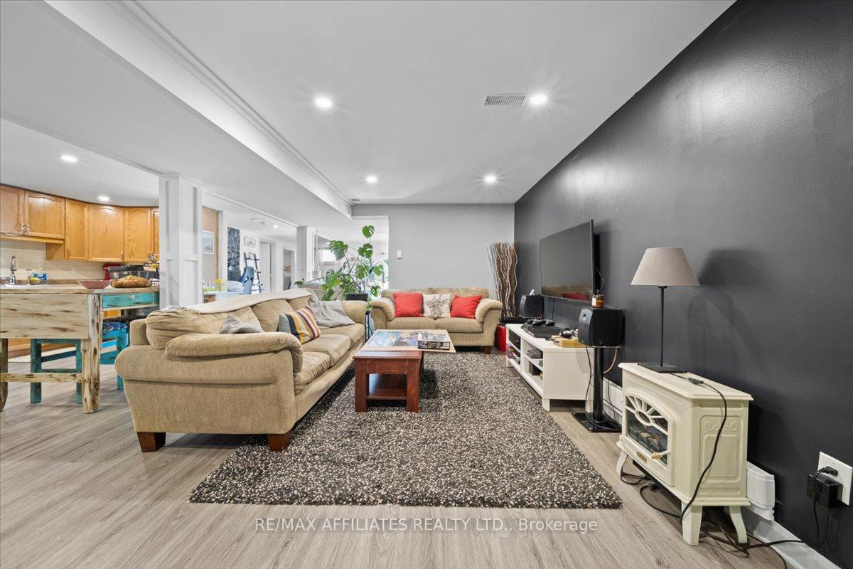 Photo 33 of 1819 Rosebella Avenue, Ottawa, Blossom Park/Leitrim — HOMEH