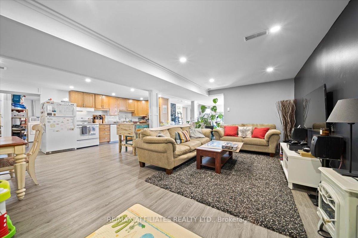 Photo 32 of 1819 Rosebella Avenue, Ottawa, Blossom Park/Leitrim — HOMEH