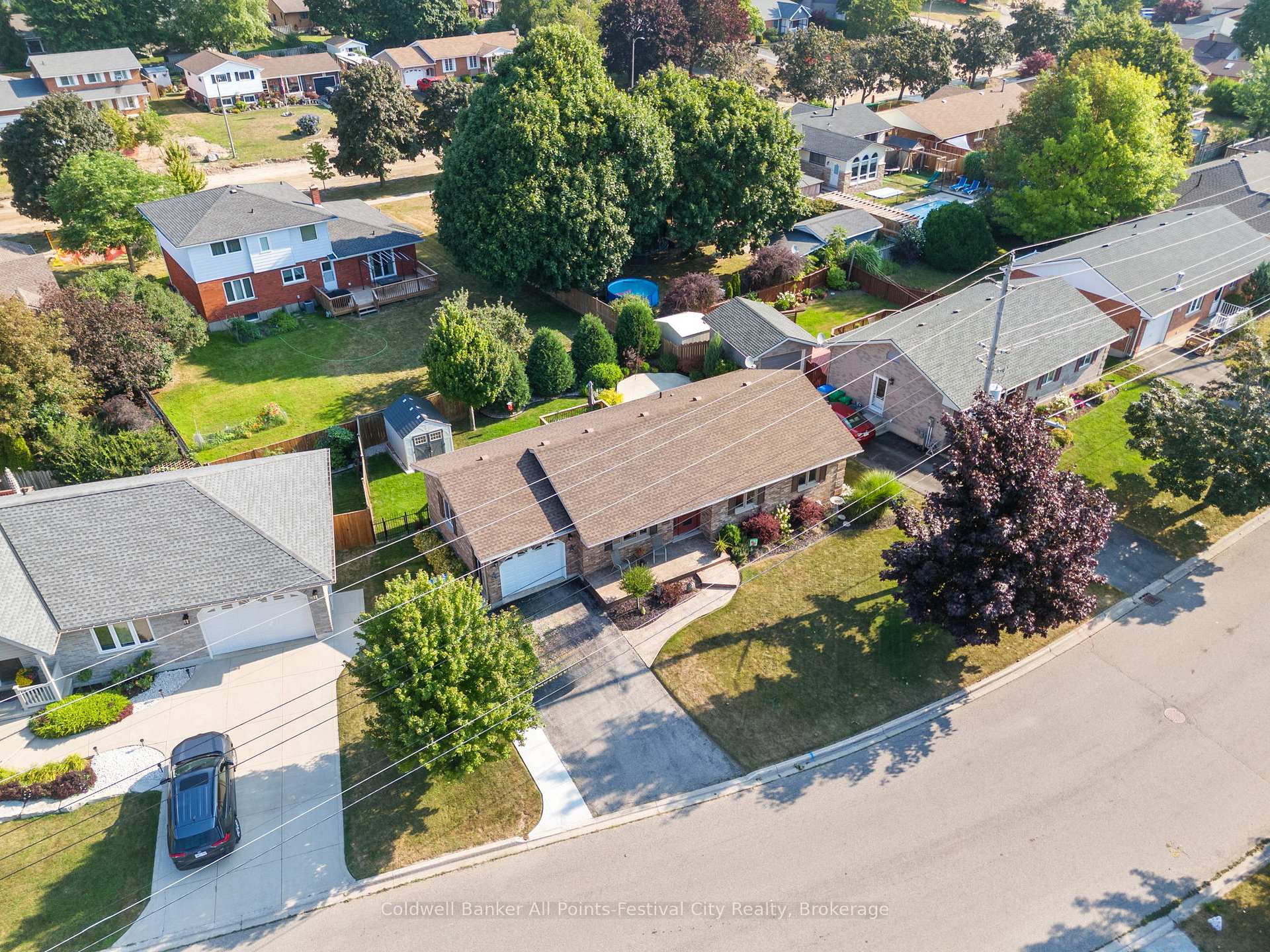 Photo 47 of 36 Balvina Drive W, Goderich, Goderich (Town) — HOMEH