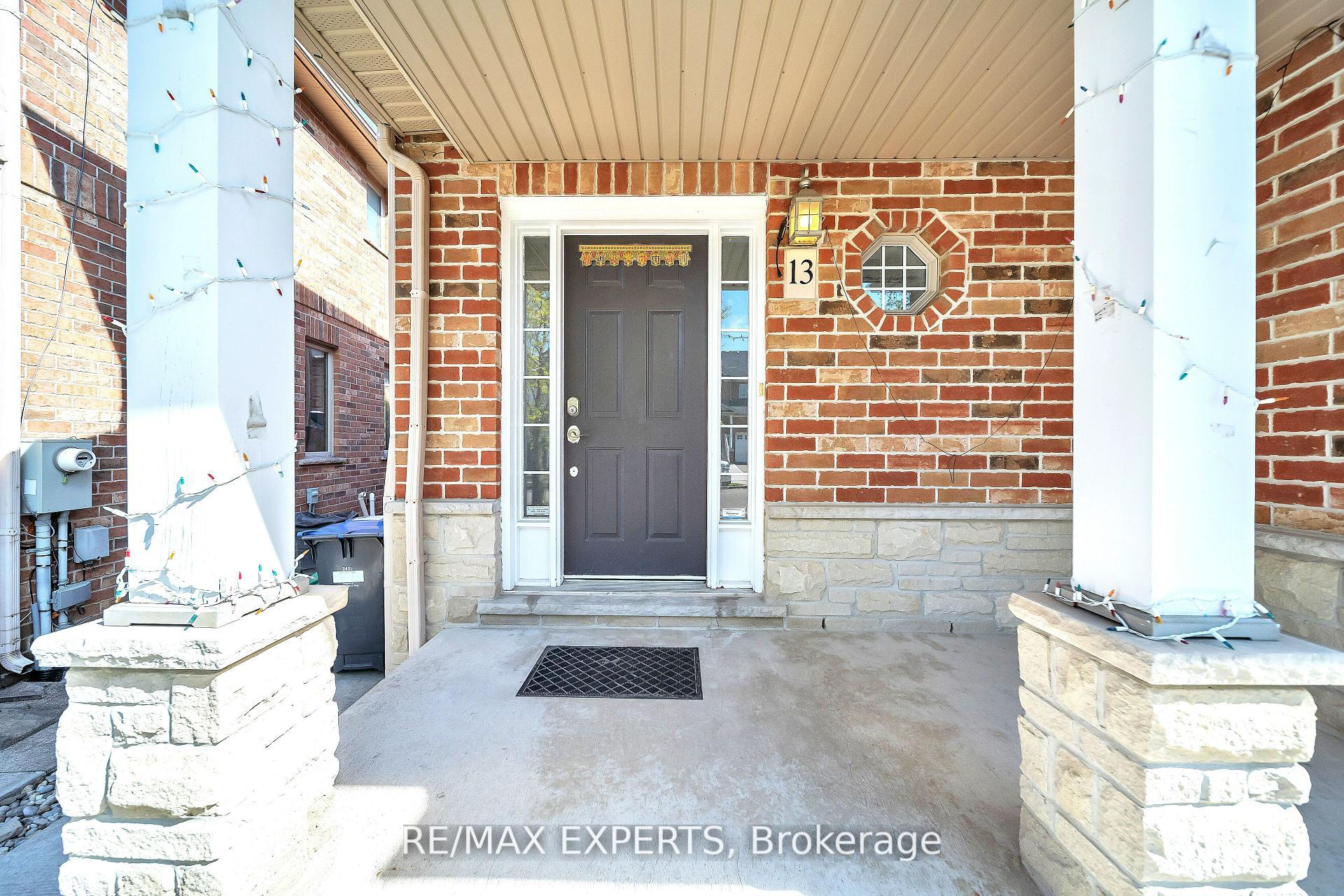 Photo 3 of 13 Stable Gate, Brampton, Northwest Sandalwood Parkway — HOMEH