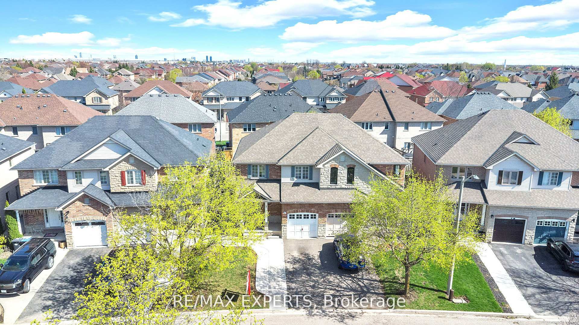 Photo 40 of 13 Stable Gate, Brampton, Northwest Sandalwood Parkway — HOMEH