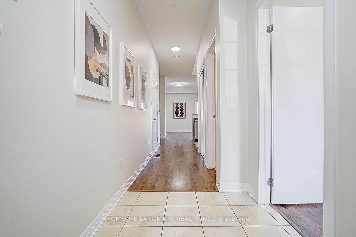 Photo 2 of 41 Bedford Estates Crescent, Barrie, Bayshore — HOMEH
