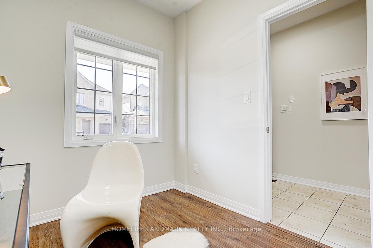 Photo 6 of 41 Bedford Estates Crescent, Barrie, Bayshore — HOMEH