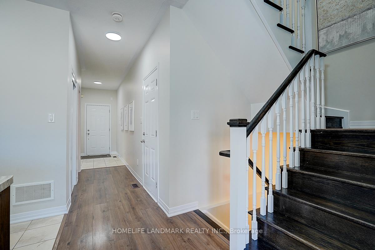 Photo 8 of 41 Bedford Estates Crescent, Barrie, Bayshore — HOMEH