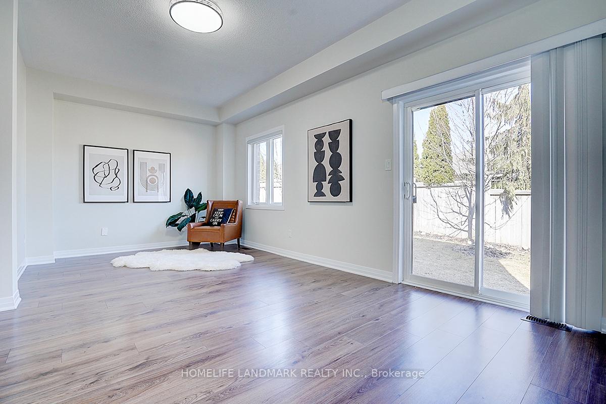 Photo 12 of 41 Bedford Estates Crescent, Barrie, Bayshore — HOMEH