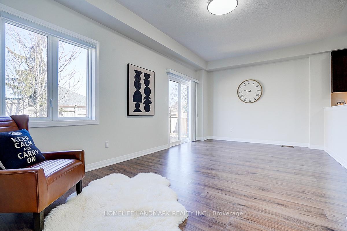 Photo 15 of 41 Bedford Estates Crescent, Barrie, Bayshore — HOMEH