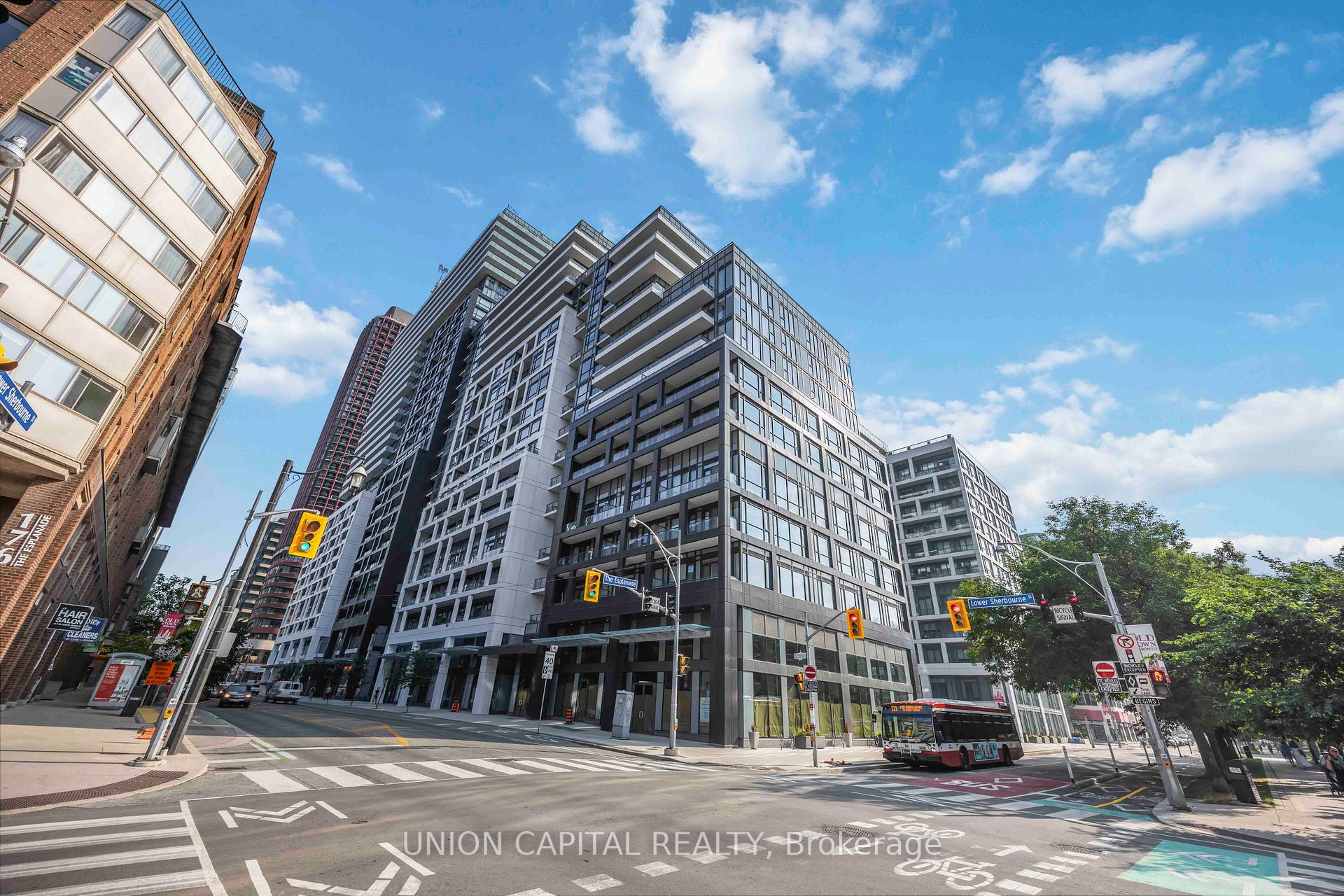 Photo 3 of Unit 649, 121 Lower Sherbourne Street, Toronto, Waterfront Communities — HOMEH
