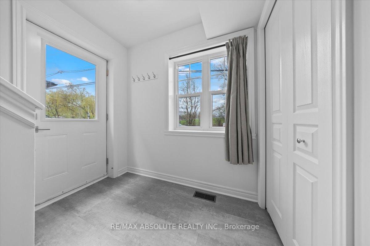 Photo 5 of 142 Lees Avenue, Ottawa, Ottawa East — HOMEH