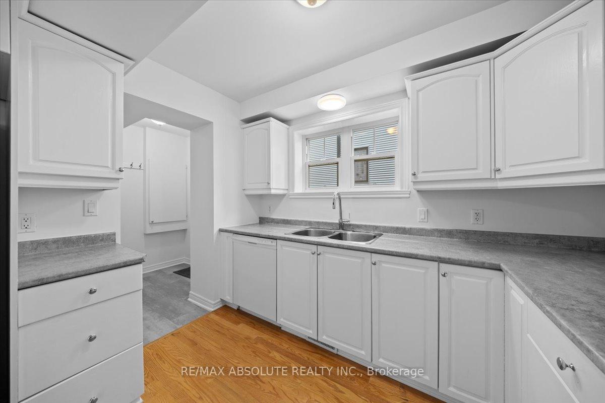 Photo 12 of 142 Lees Avenue, Ottawa, Ottawa East — HOMEH