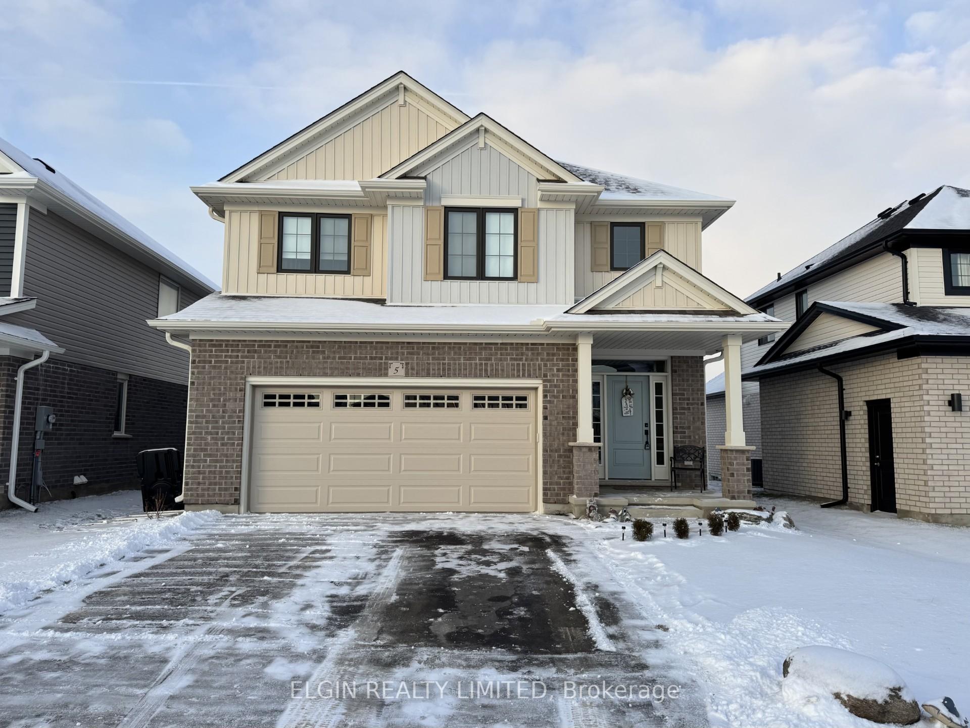 Front of 5 Dunning Way