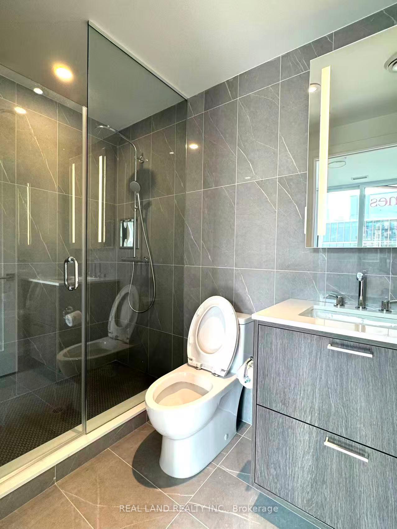 Photo 6 of Unit 1027, 155 Merchants' Wharf, Toronto, Waterfront Communities — HOMEH