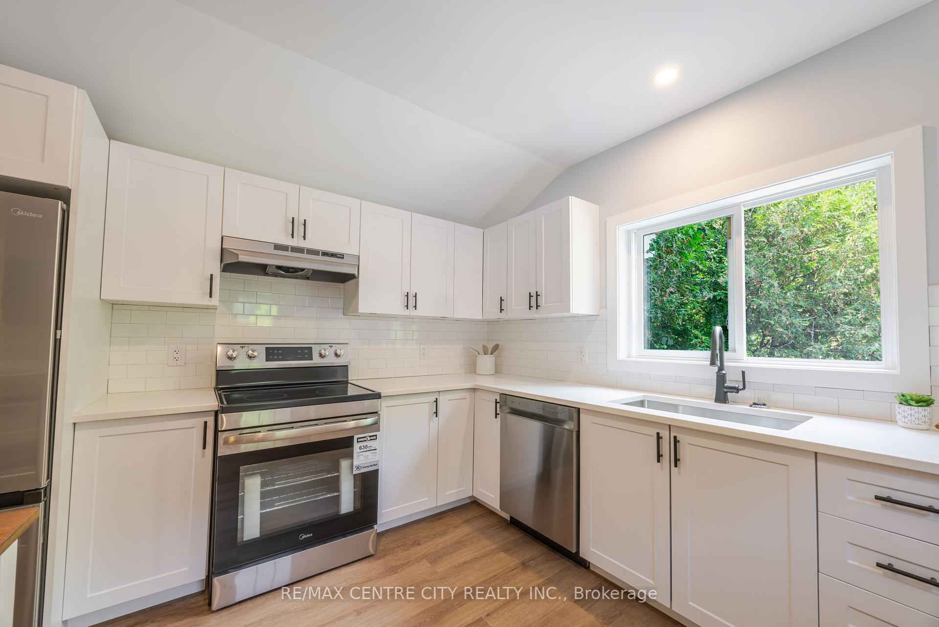 Photo 8 of 277 Charlotte Street, Central Elgin, Port Stanley — HOMEH