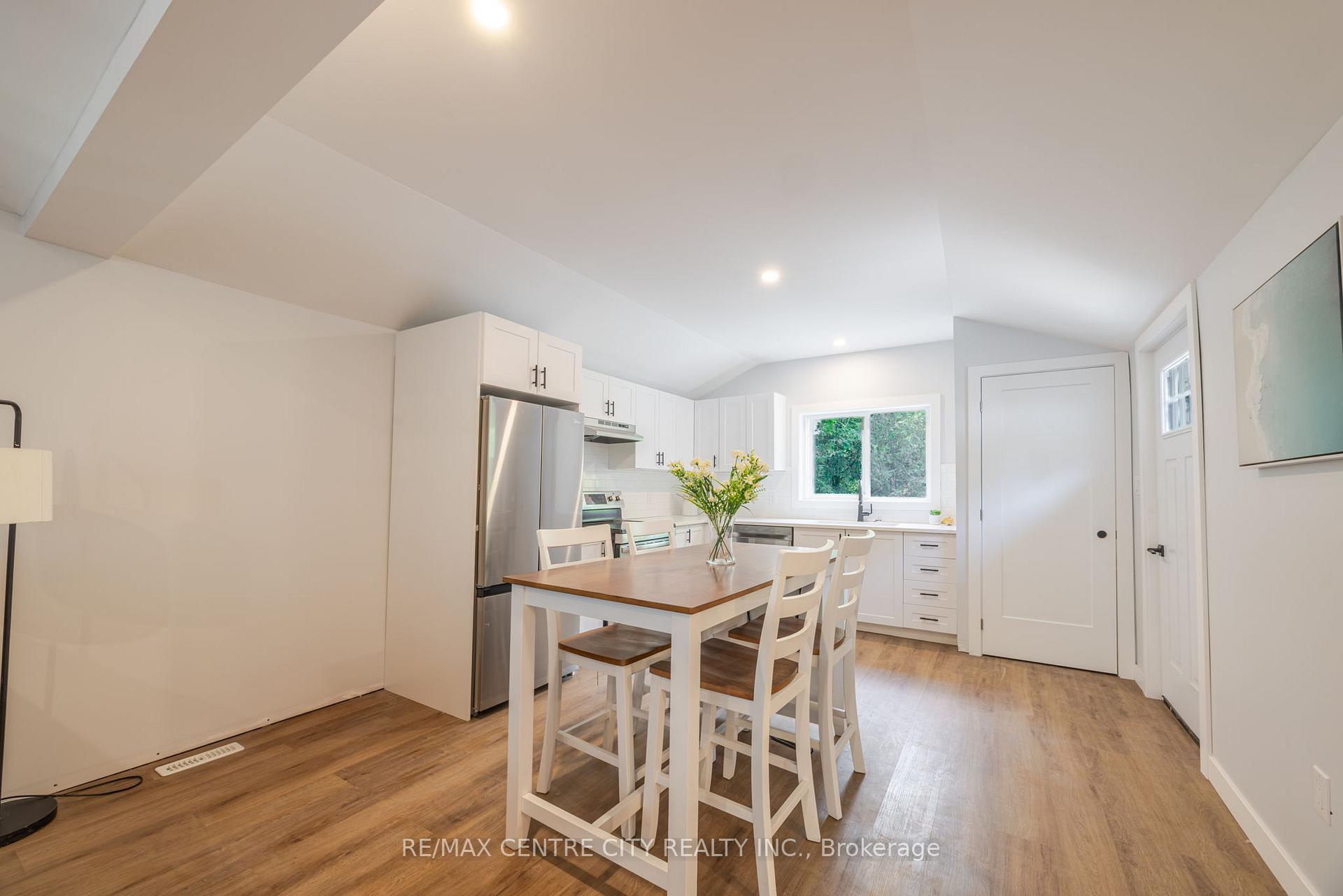 Photo 10 of 277 Charlotte Street, Central Elgin, Port Stanley — HOMEH