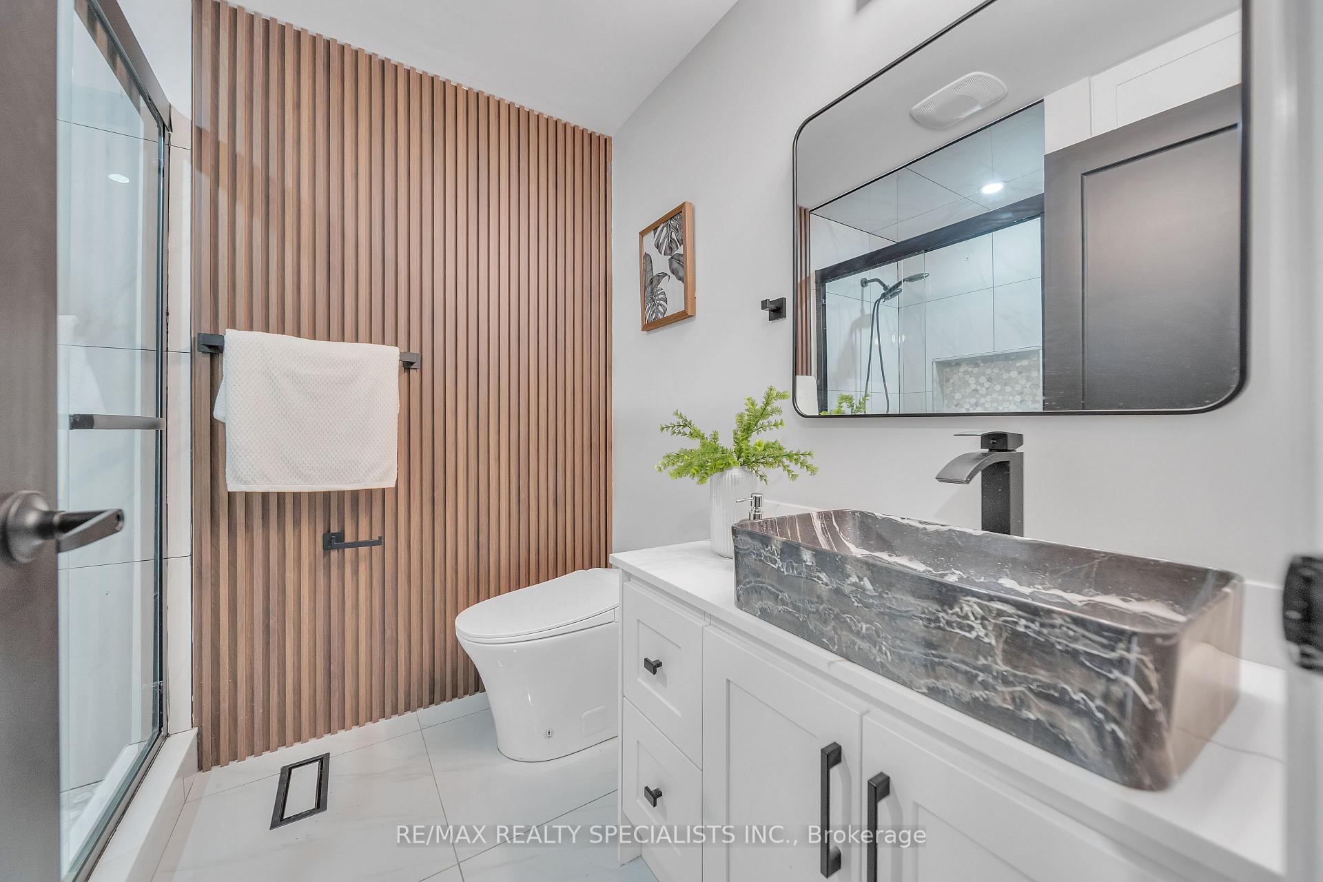 Photo 10 of 9 Pleaseley Road, Brampton, Brampton East — HOMEH