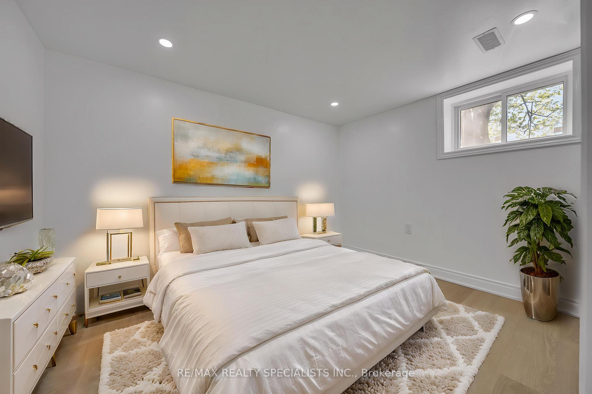Photo 36 of 9 Pleaseley Road, Brampton, Brampton East — HOMEH