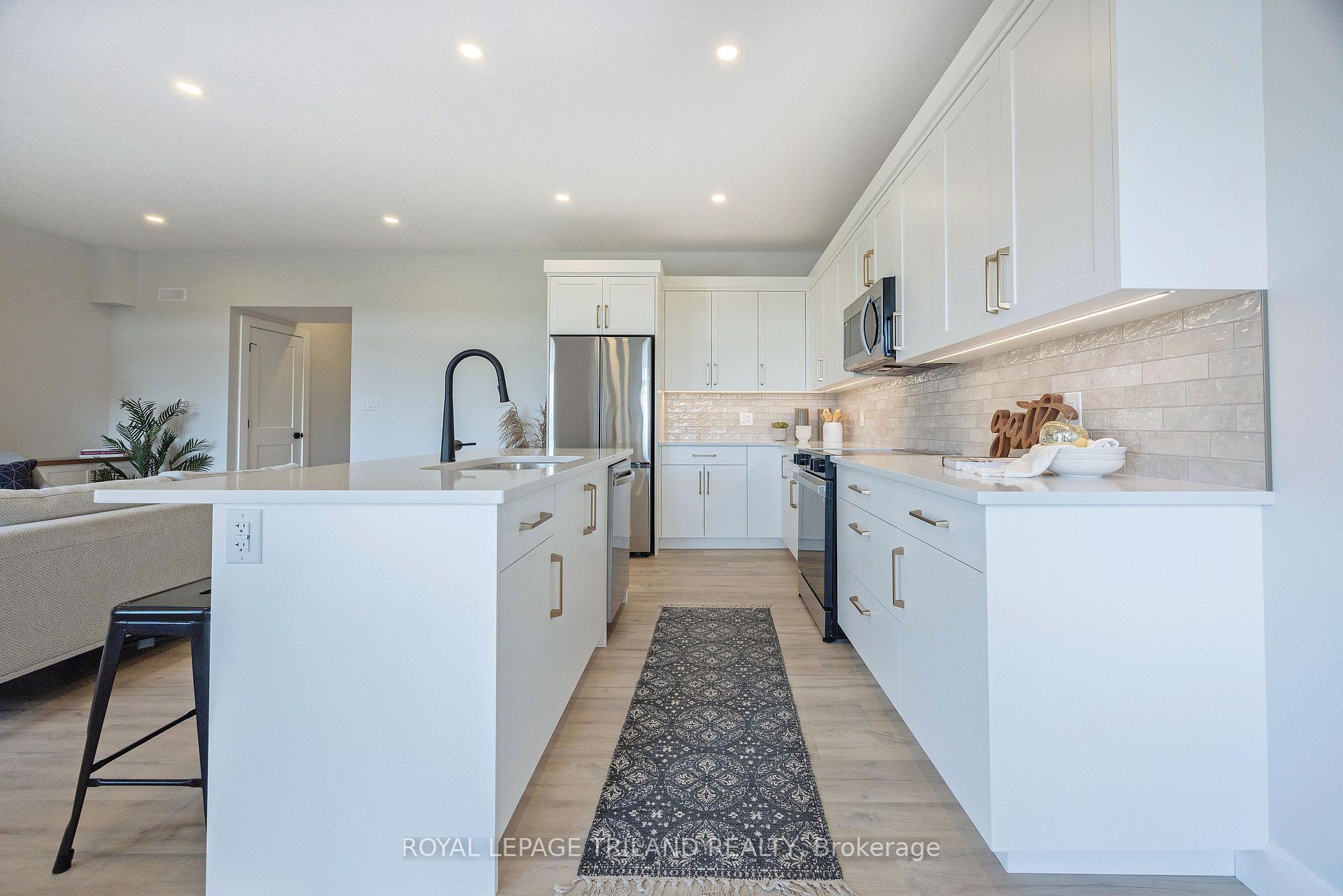 Photo 19 of 278 Marsh Line, Dutton/Dunwich, Dutton — HOMEH