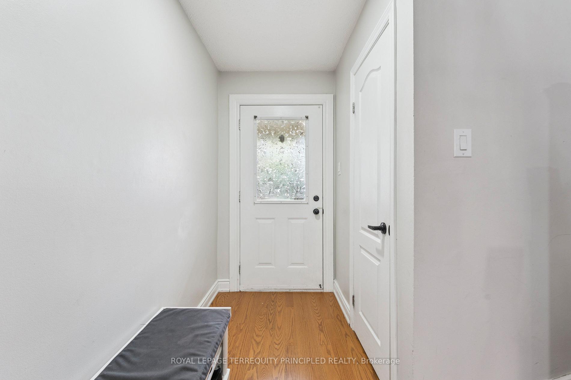 Photo 14 of 97 Royal Salisbury Way, Brampton, Madoc — HOMEH