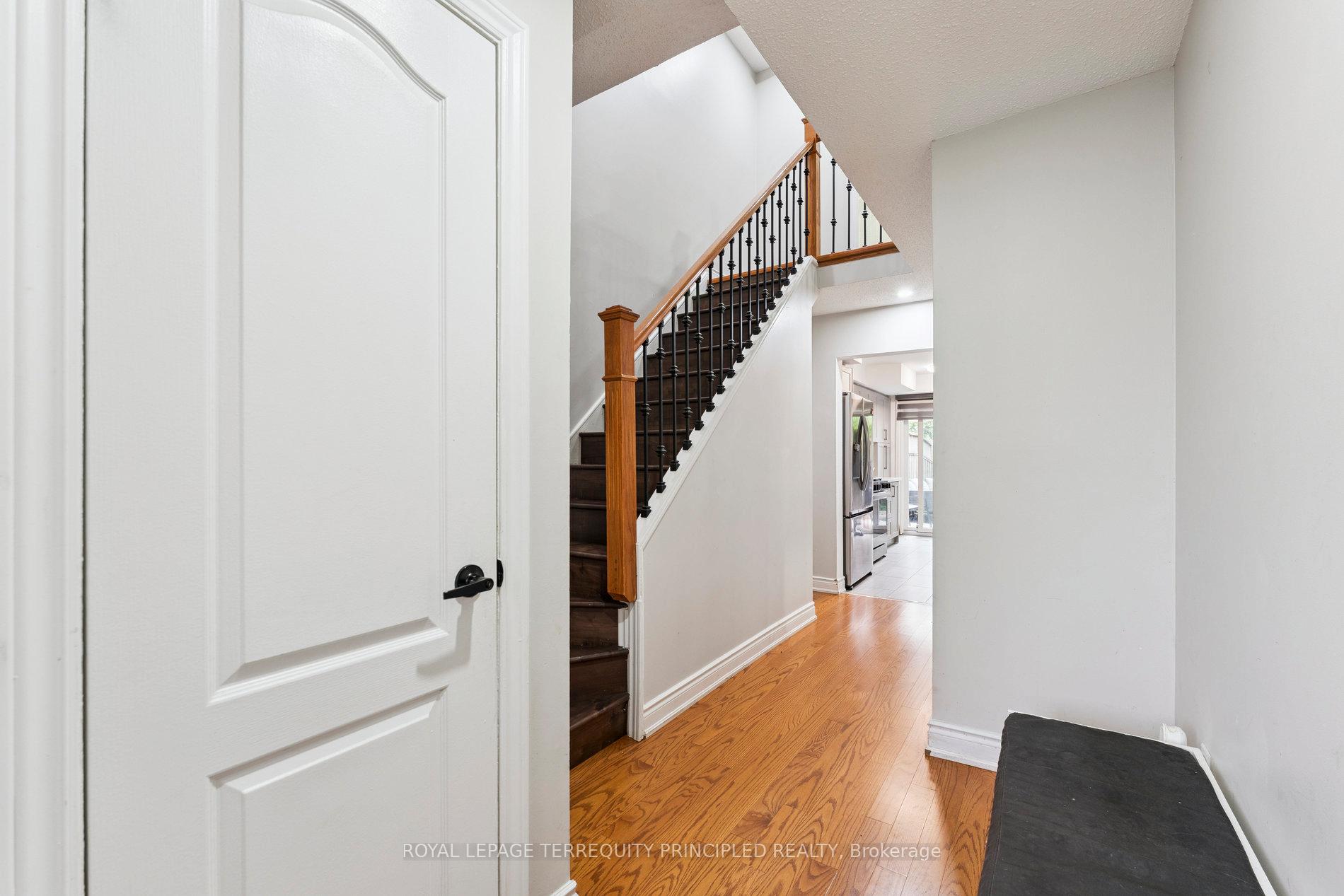 Photo 21 of 97 Royal Salisbury Way, Brampton, Madoc — HOMEH