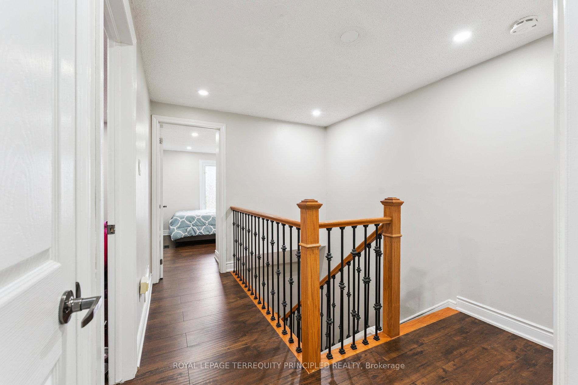 Photo 17 of 97 Royal Salisbury Way, Brampton, Madoc — HOMEH