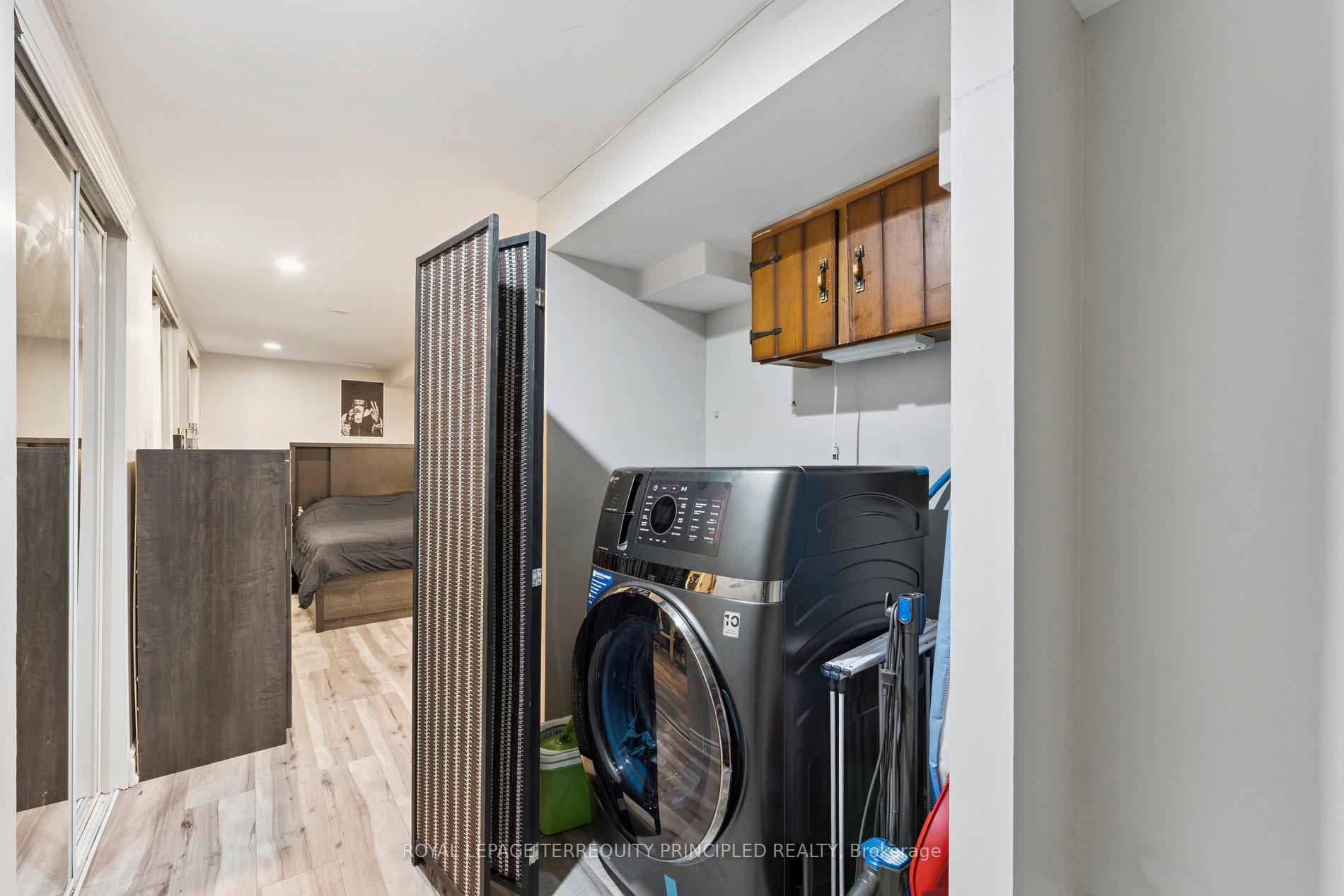 Photo 25 of 97 Royal Salisbury Way, Brampton, Madoc — HOMEH