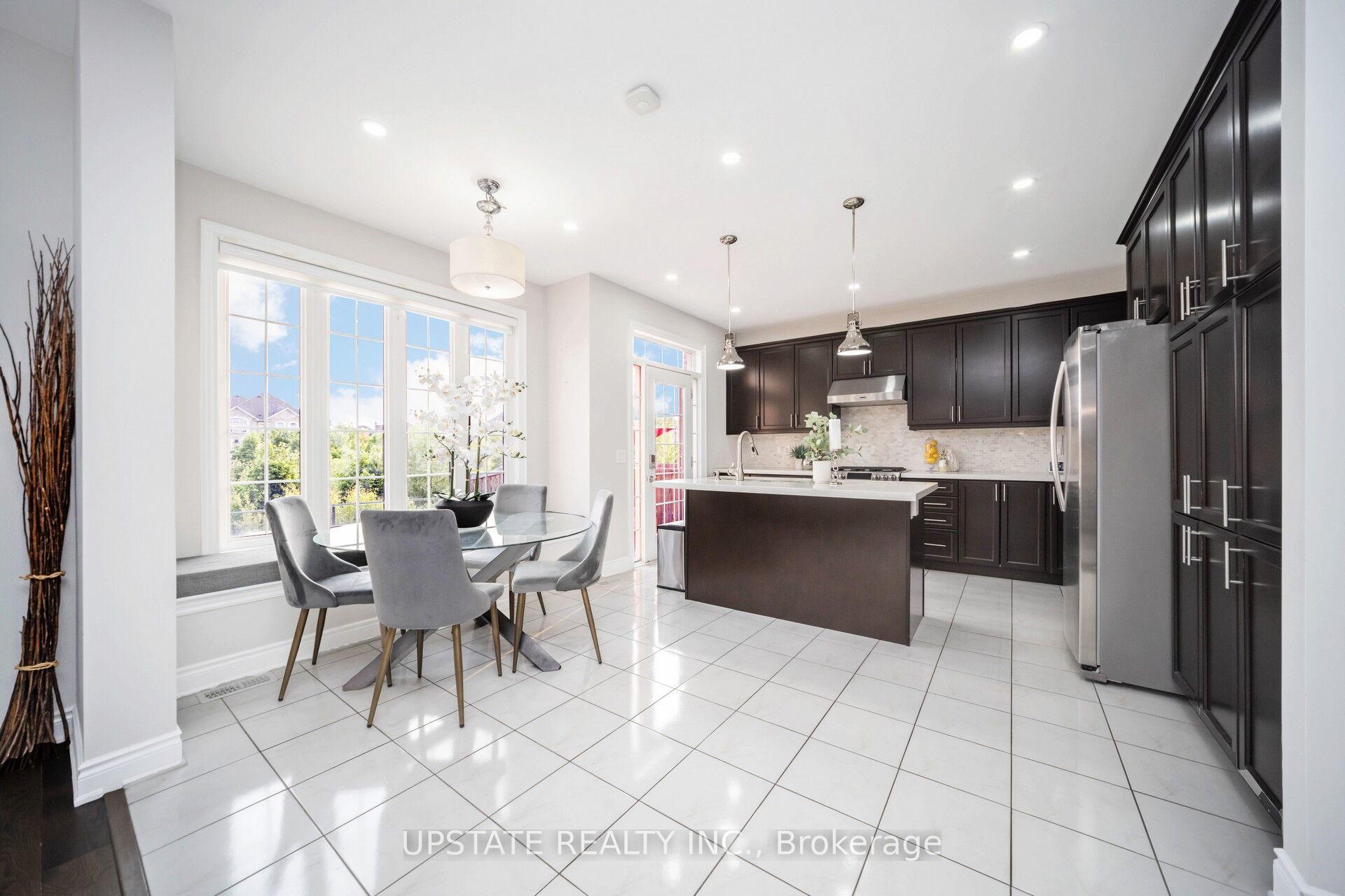 Photo 8 of 8 Lost Canyon Way, Brampton, Credit Valley — HOMEH