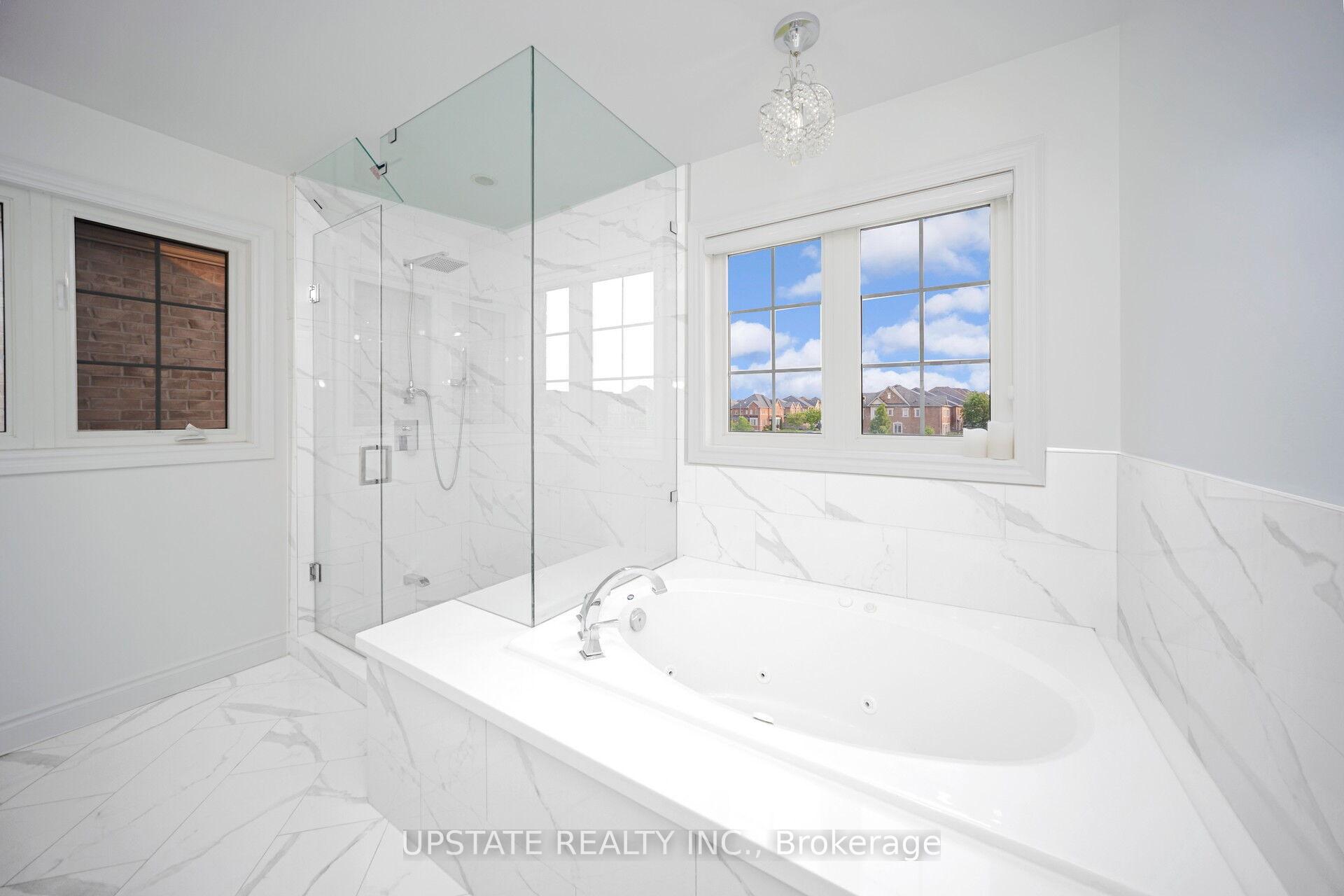 Photo 20 of 8 Lost Canyon Way, Brampton, Credit Valley — HOMEH