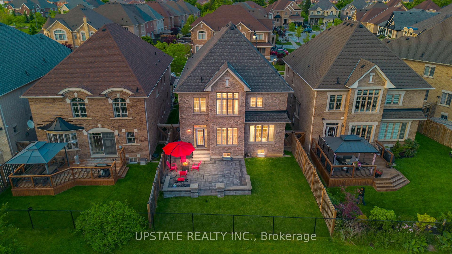 Photo 47 of 8 Lost Canyon Way, Brampton, Credit Valley — HOMEH