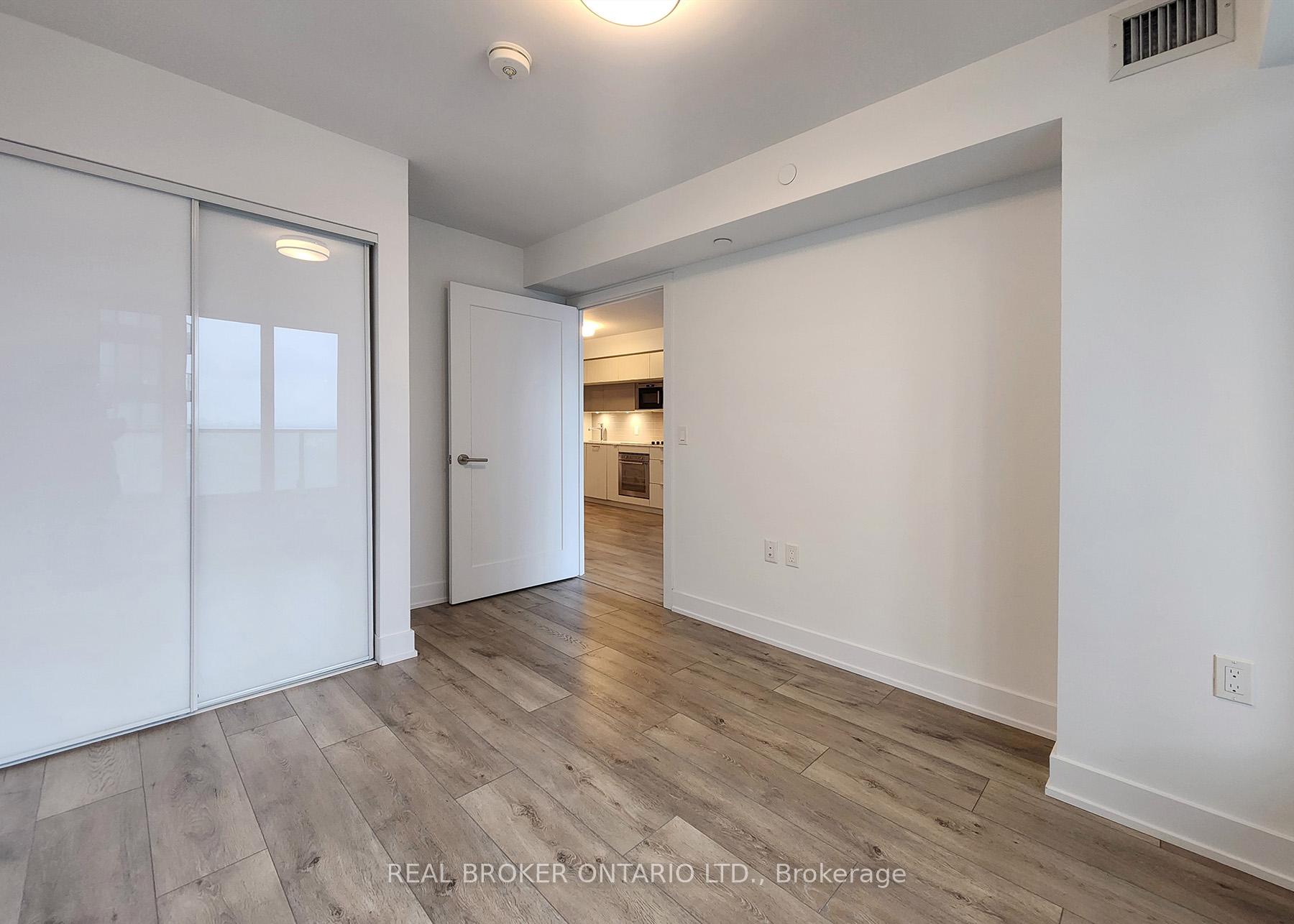 Photo 11 of Unit 1805, 575 Bloor Street E, Toronto, North St. James Town — HOMEH